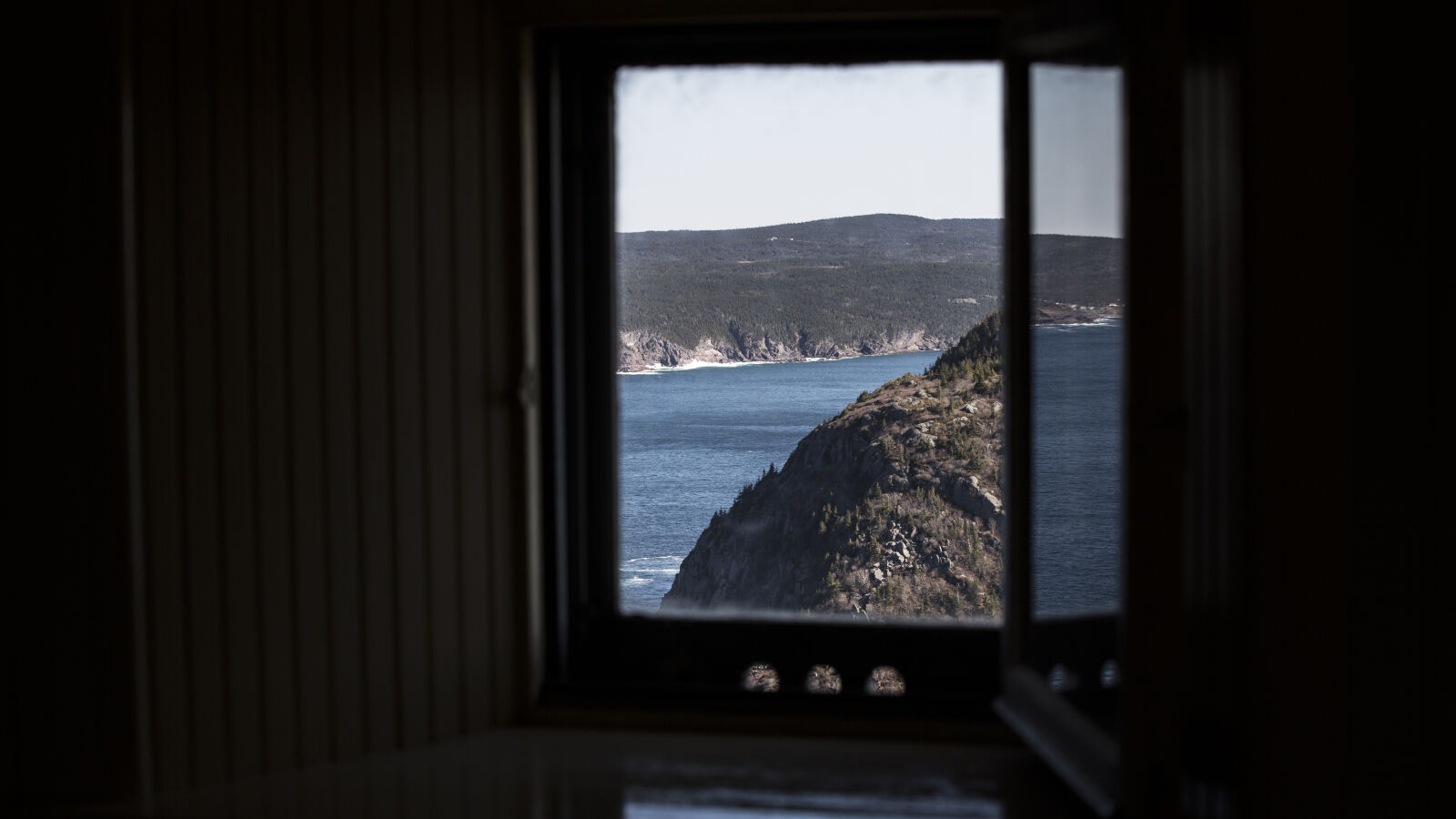 Canon EOS 5D Mark III sample photo. Blue, cliff, coast, glass photography