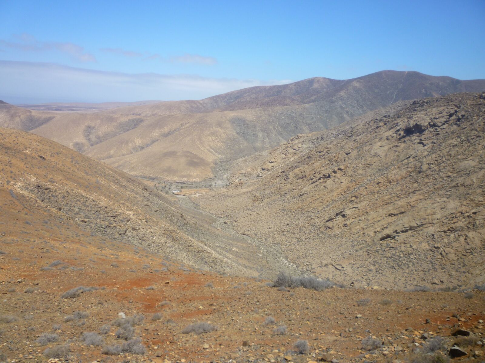 Panasonic DMC-FS15 sample photo. Desert landscape, volcanic, fuerteventura photography