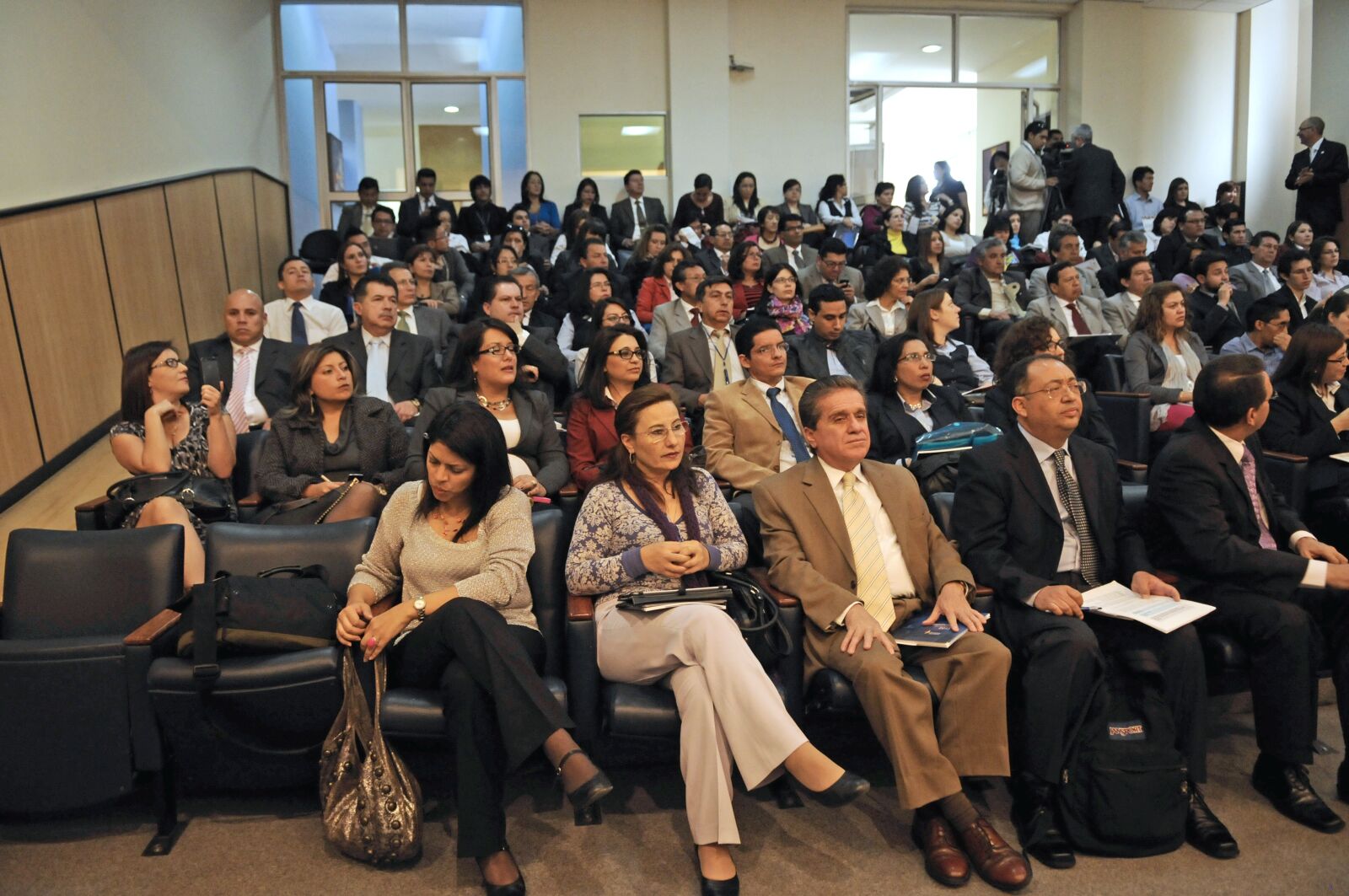 Nikon D300 sample photo. Speech, men, leadership photography