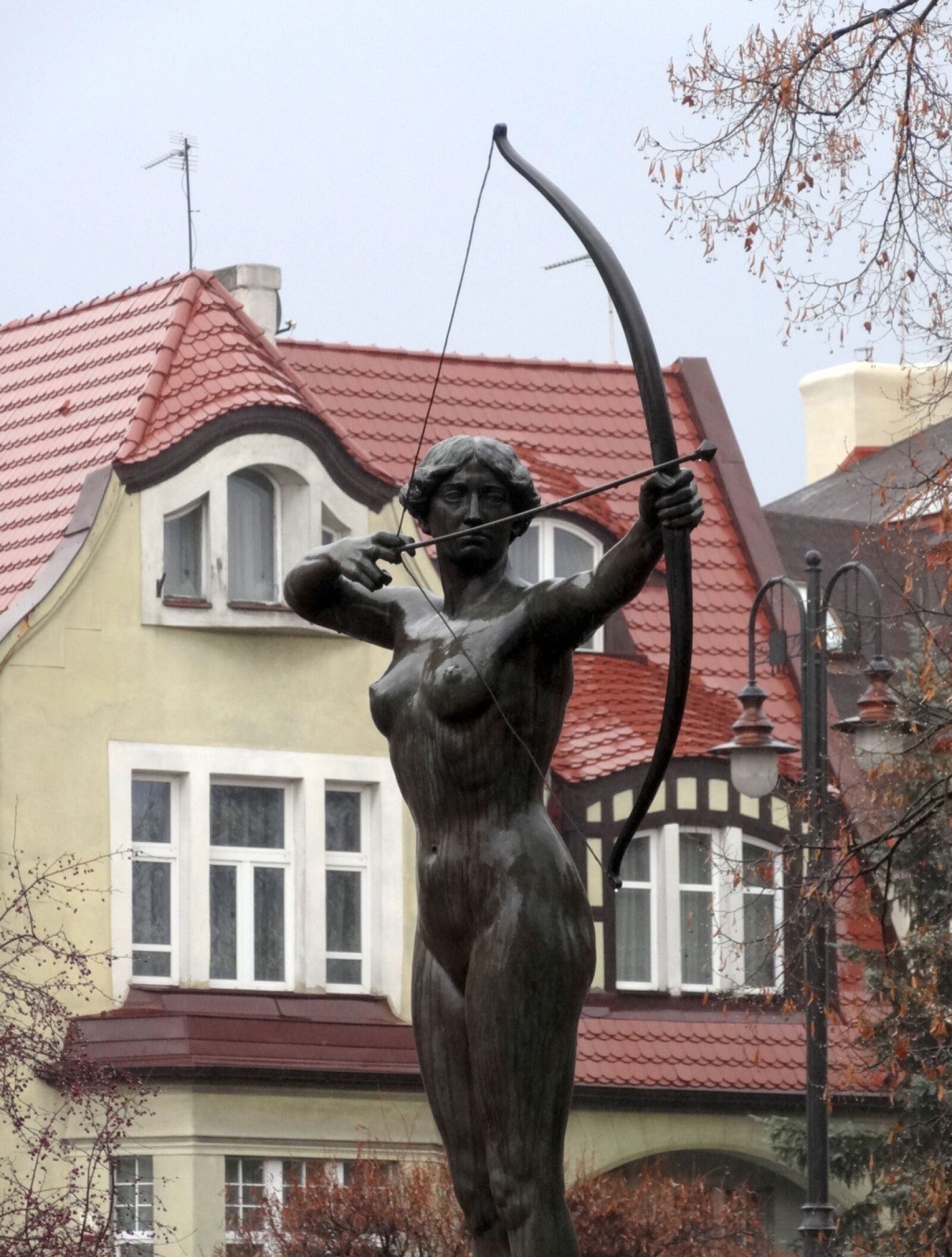 Sony Cyber-shot DSC-HX20V sample photo. Luczniczka, bydgoszcz, statue photography