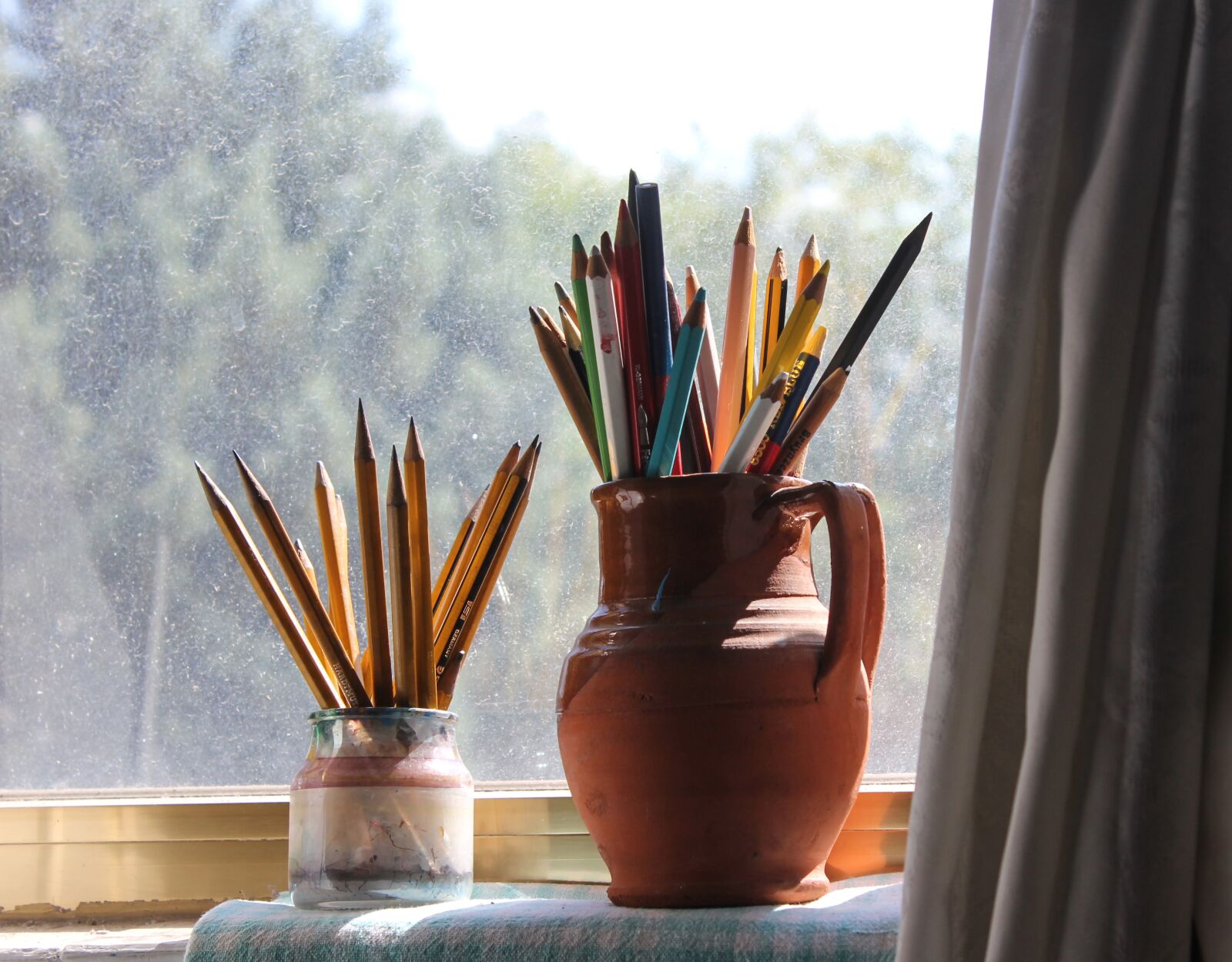 Canon EOS 550D (EOS Rebel T2i / EOS Kiss X4) sample photo. Colors, pencils, pastels photography