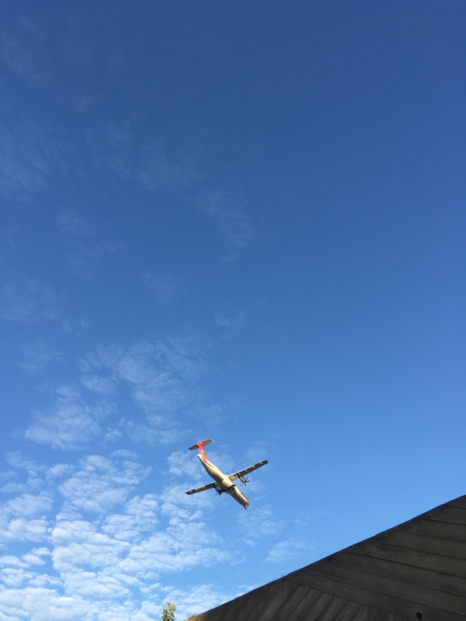 iPhone 6 back camera 4.15mm f/2.2 sample photo. Sky, taiwan photography