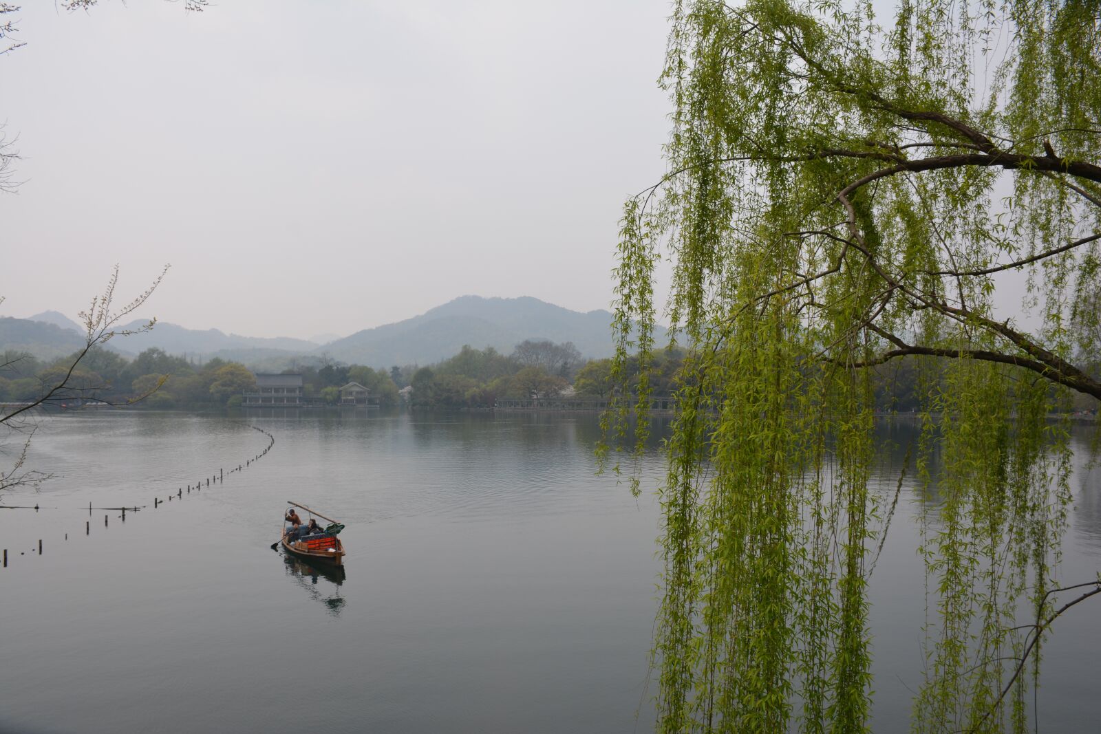 Nikon D7100 sample photo. Lake, boat, weeping willow photography