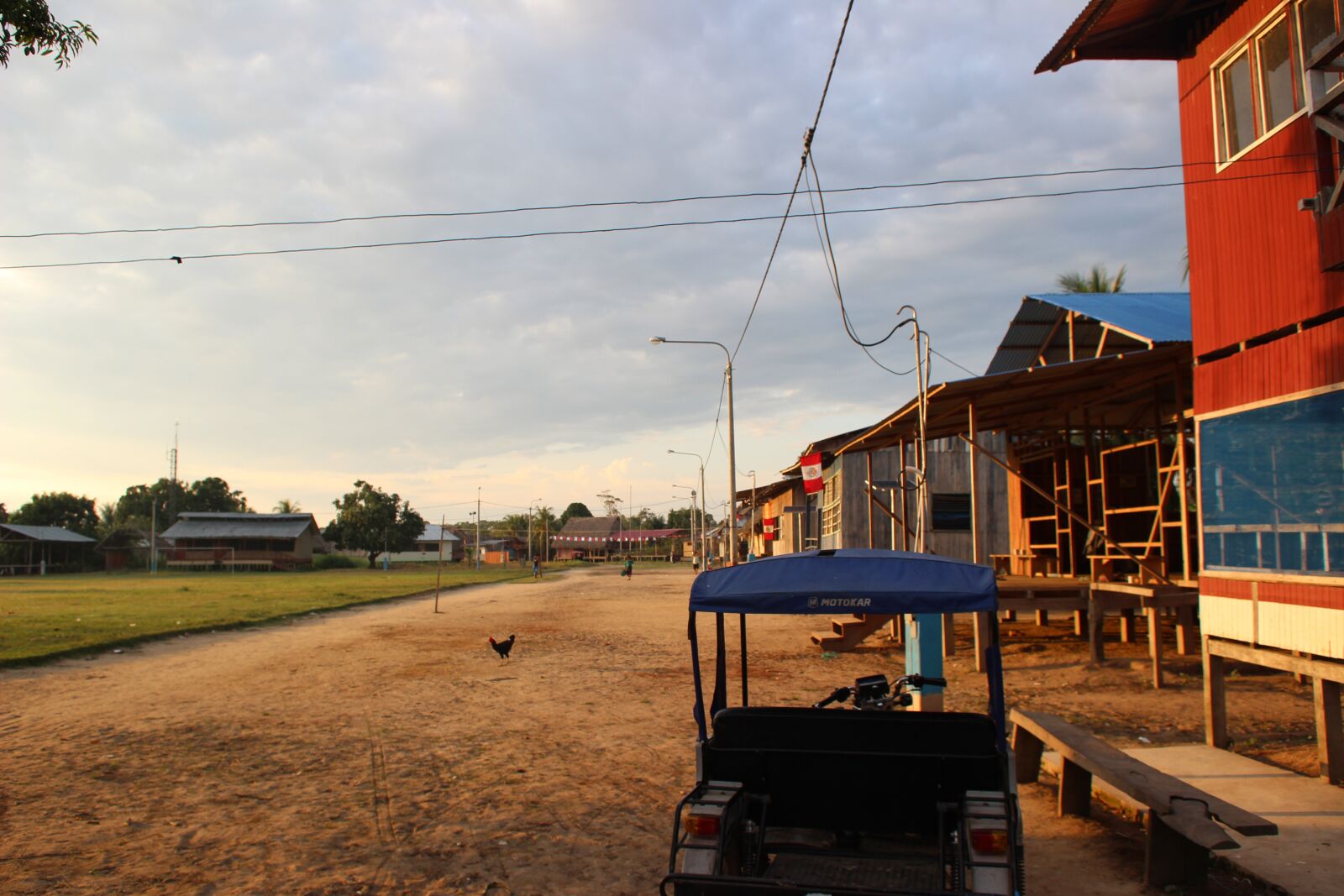 Canon EOS 600D (Rebel EOS T3i / EOS Kiss X5) sample photo. Sunrise, in the morning photography