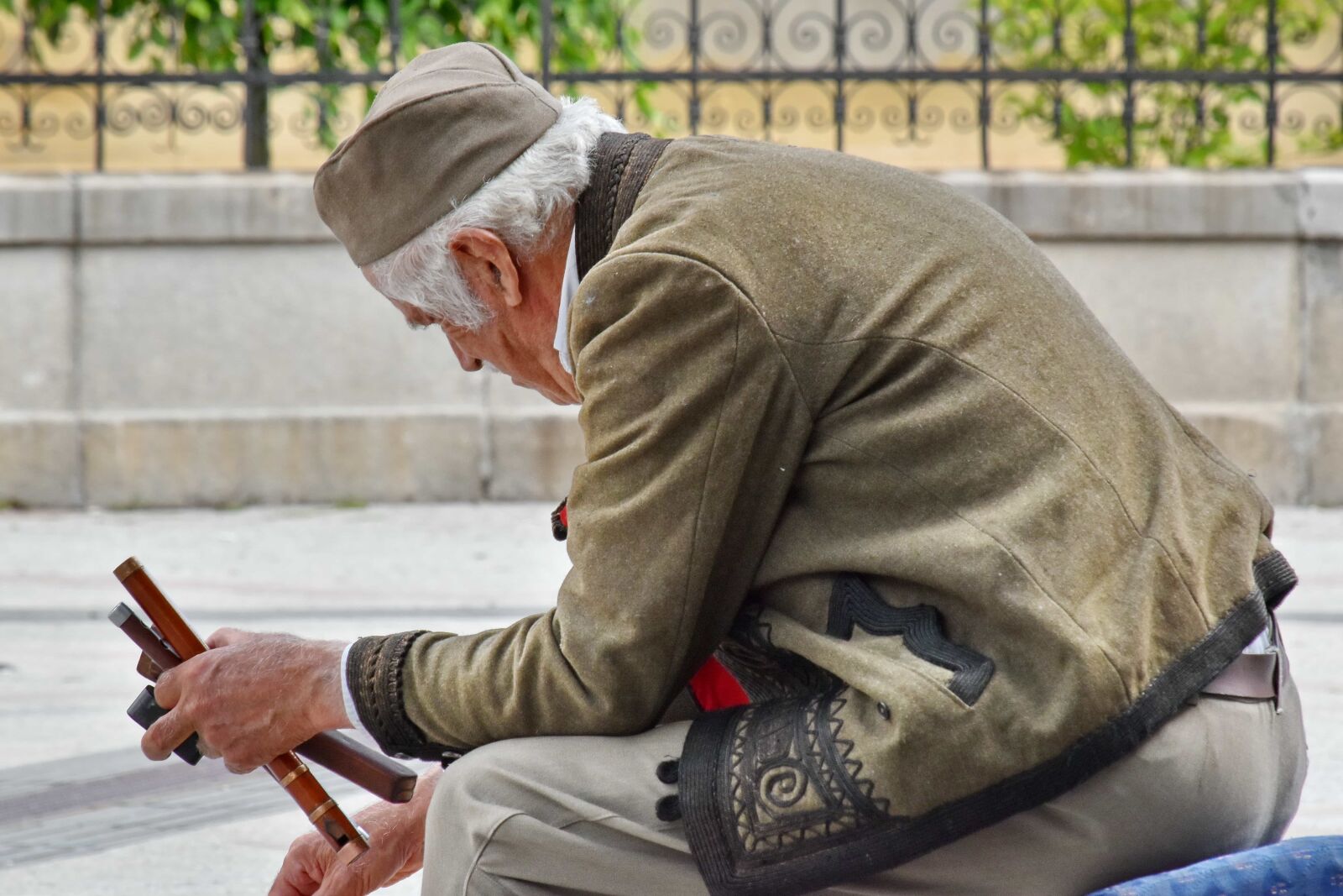 Nikon D5500 sample photo. Elder, man, old fashioned photography