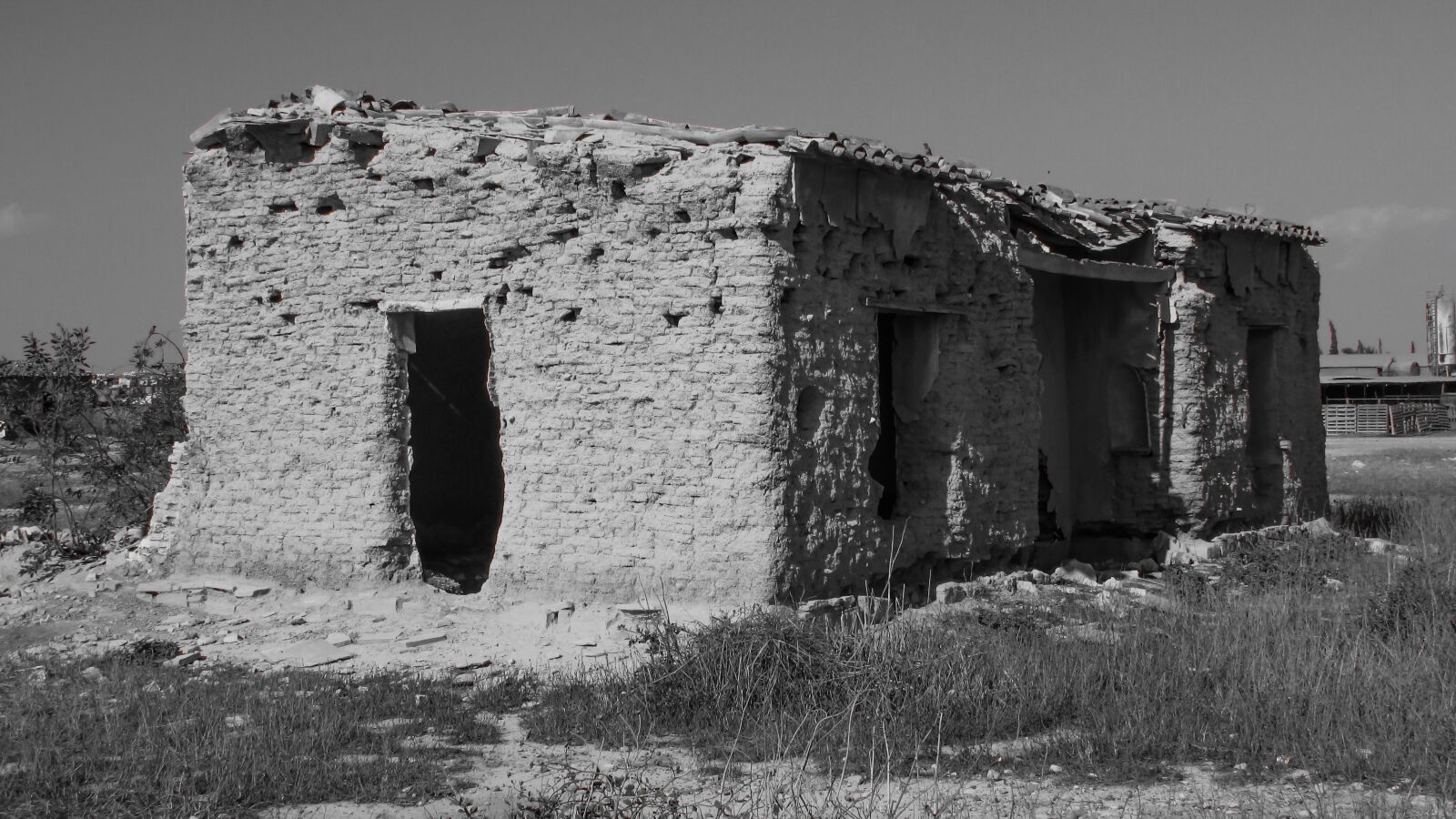 Canon PowerShot SX400 IS sample photo. Old house, ruin, destroyed photography