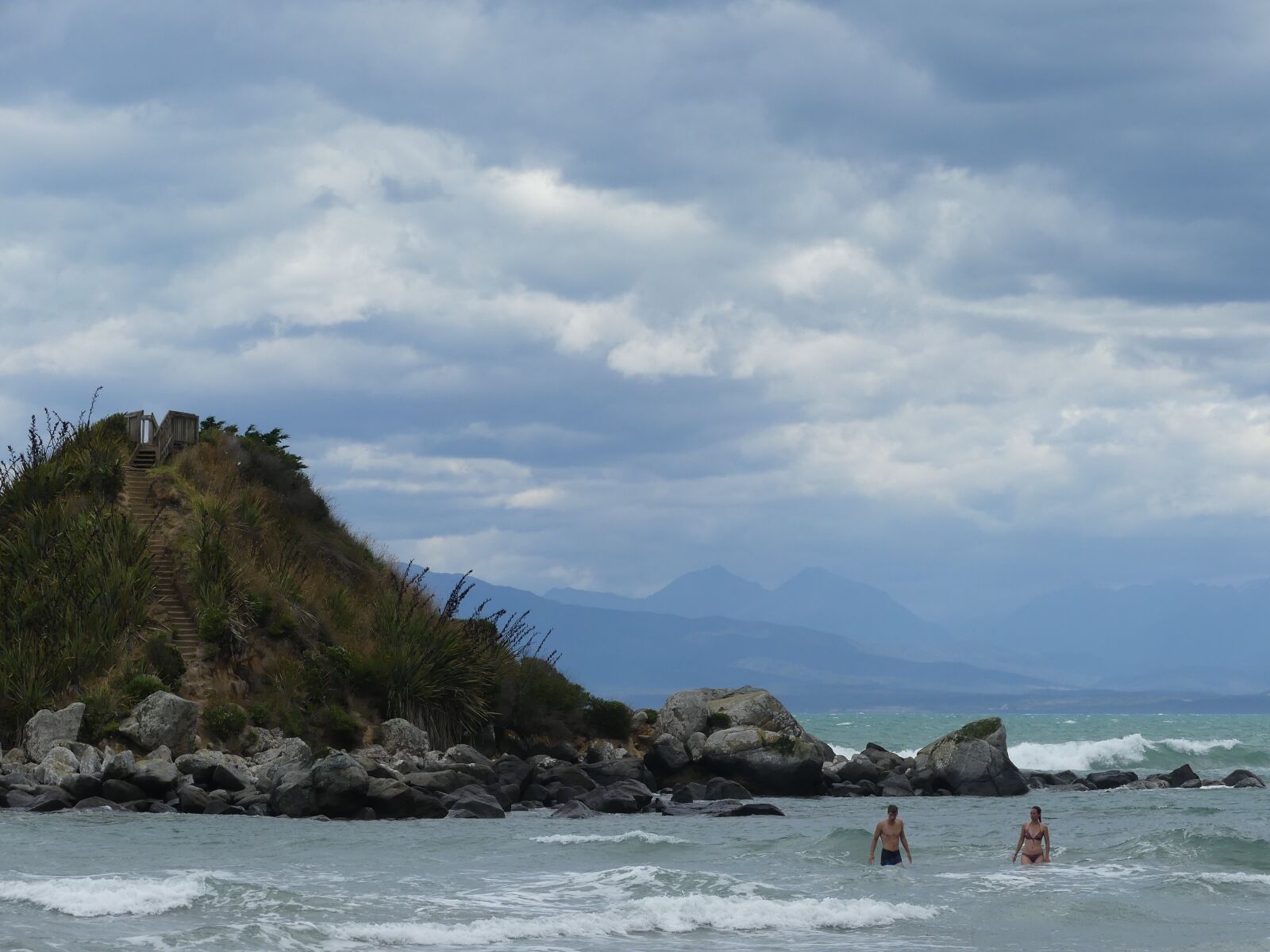 Panasonic Lumix DMC-FZ300 sample photo. Island, sea, moody photography