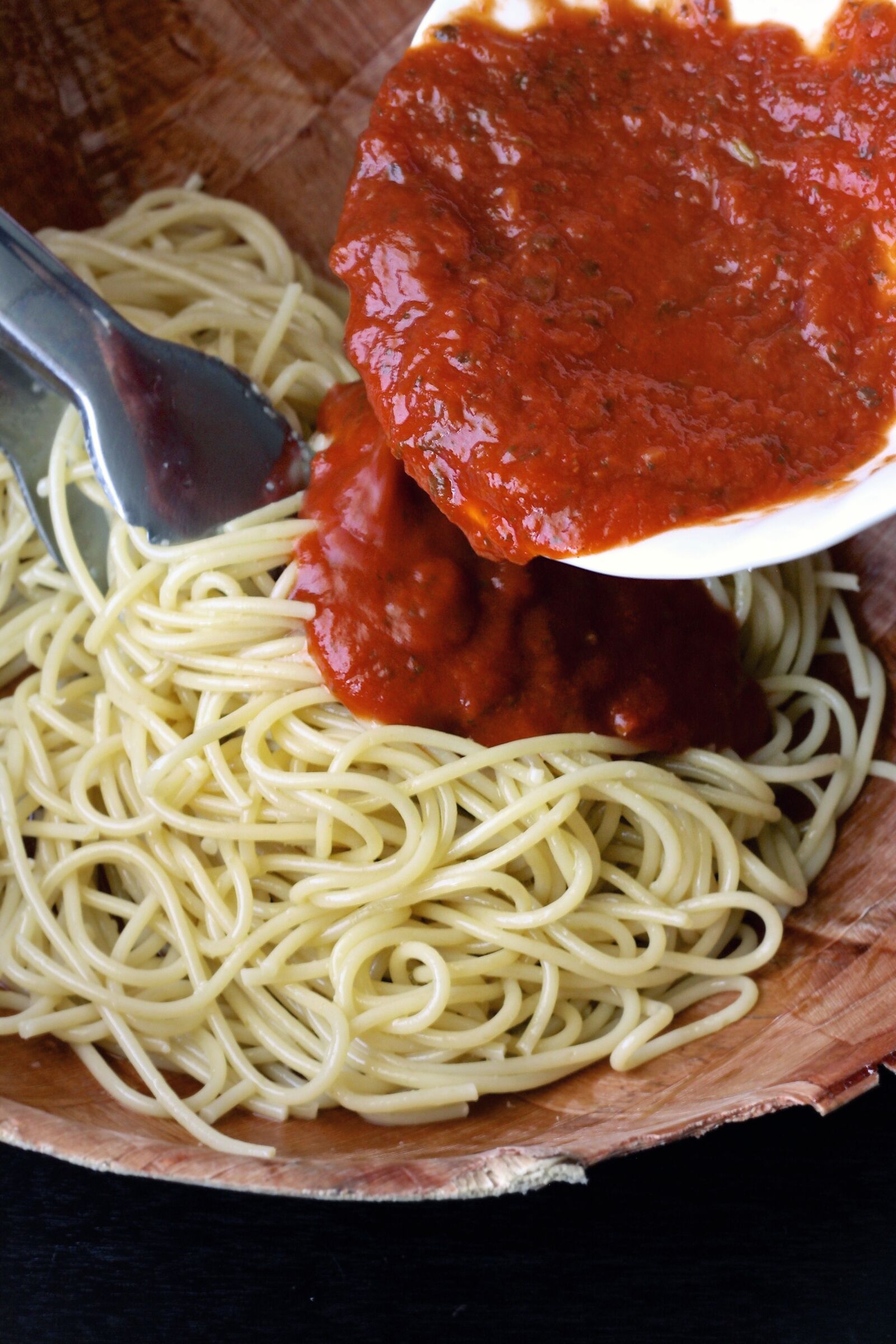 Canon EOS 1000D (EOS Digital Rebel XS / EOS Kiss F) sample photo. Pasta, spaghetti, food photography