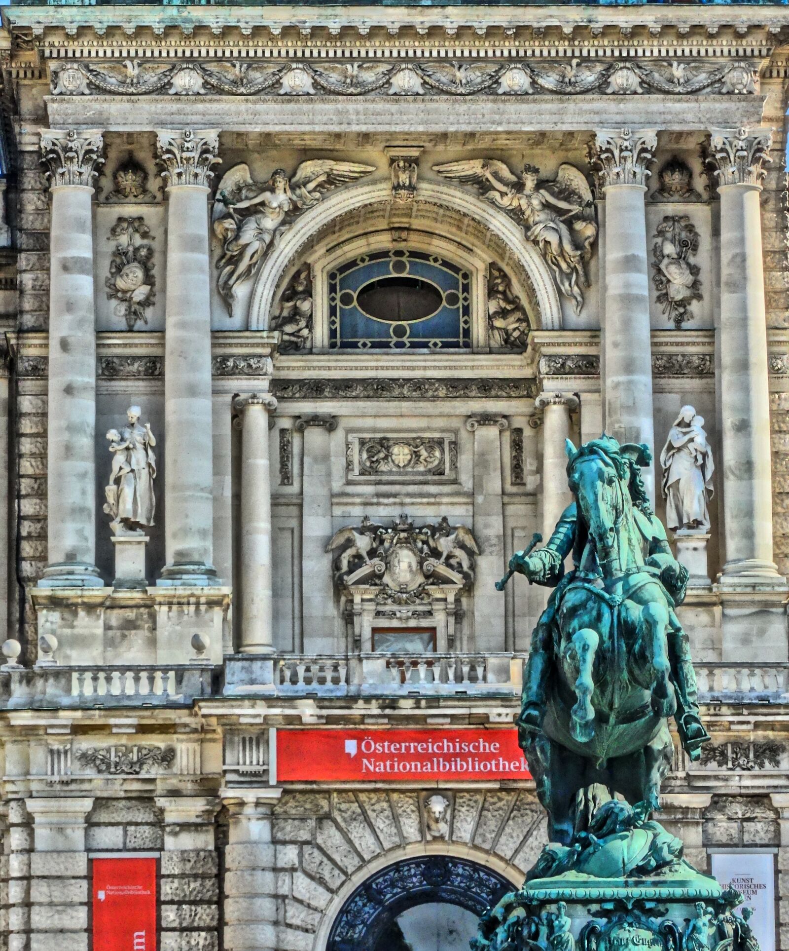 Sony Cyber-shot DSC-HX300 sample photo. Capital, vienna, heritage photography