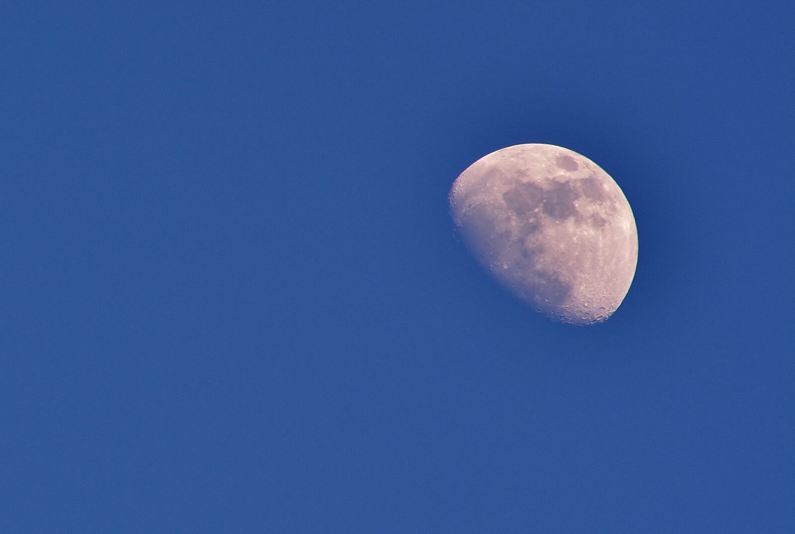 Nikon D5200 sample photo. Moon, sky, luna photography
