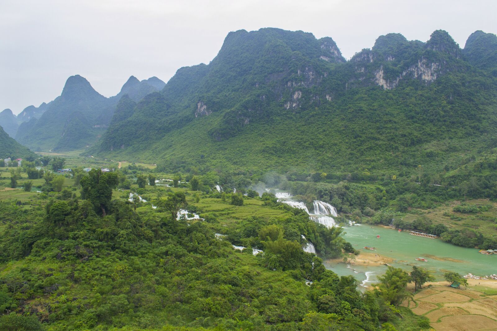 Nikon D3100 sample photo. Vietnam, china, waterfall photography