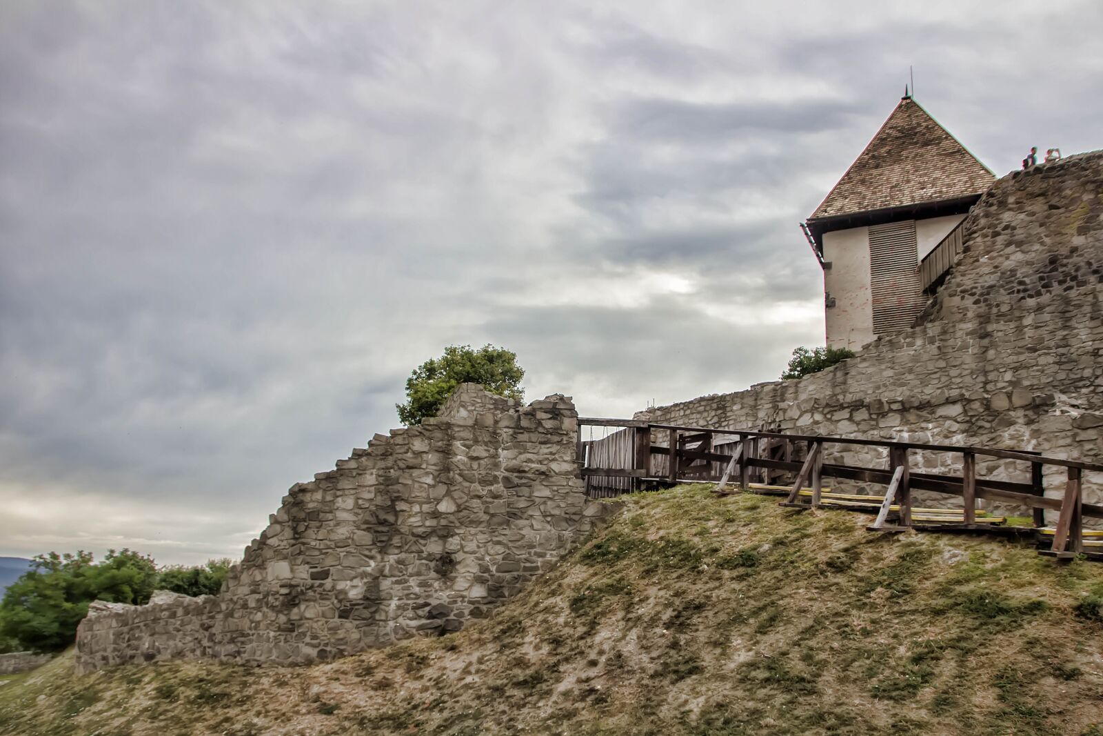 Canon EOS 600D (Rebel EOS T3i / EOS Kiss X5) sample photo. Vysehrad, hungary, castle photography