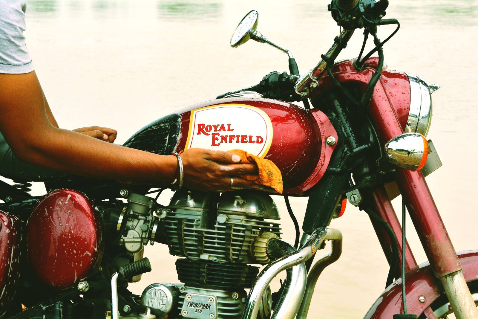 Nikon D5200 sample photo. Bike, royal, enfield photography