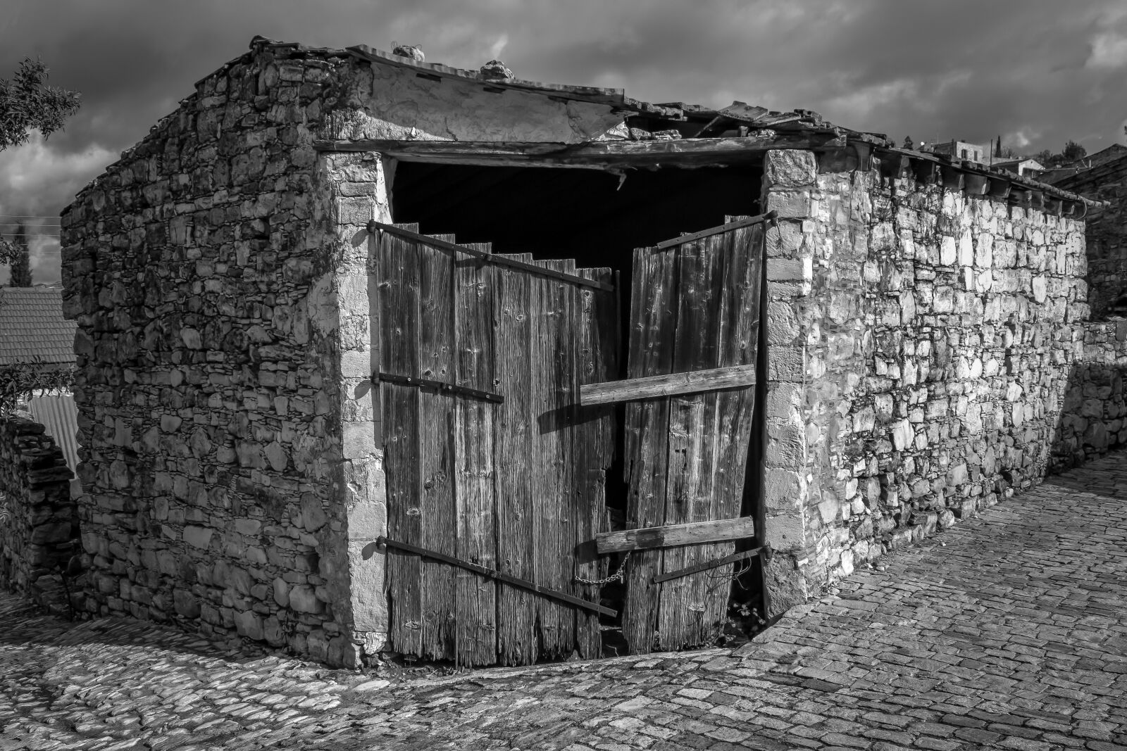 Nikon D3300 sample photo. Storehouse, old, stone photography