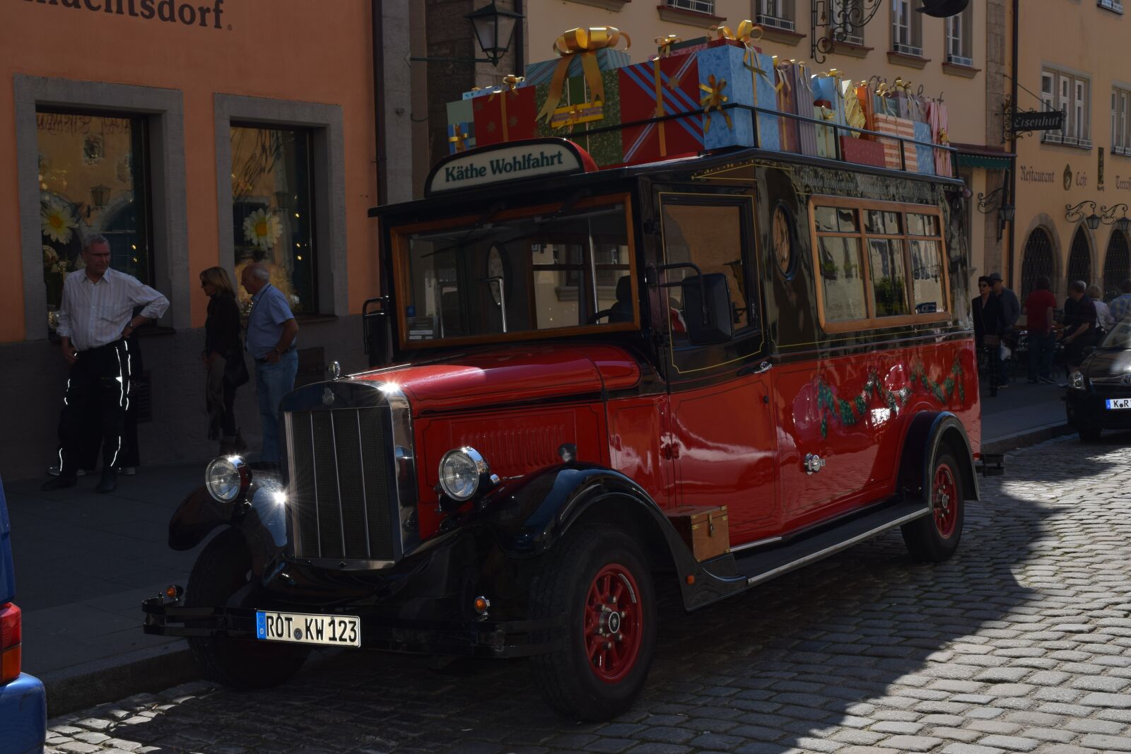 Nikon D3300 sample photo. Older vehicles, red, history photography