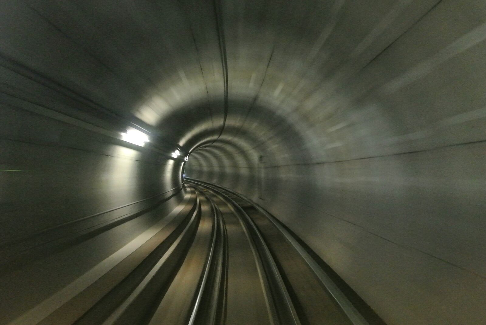 Nikon 1 Nikkor VR 10-30mm F3.5-5.6 sample photo. Railway, ubahn, transit photography
