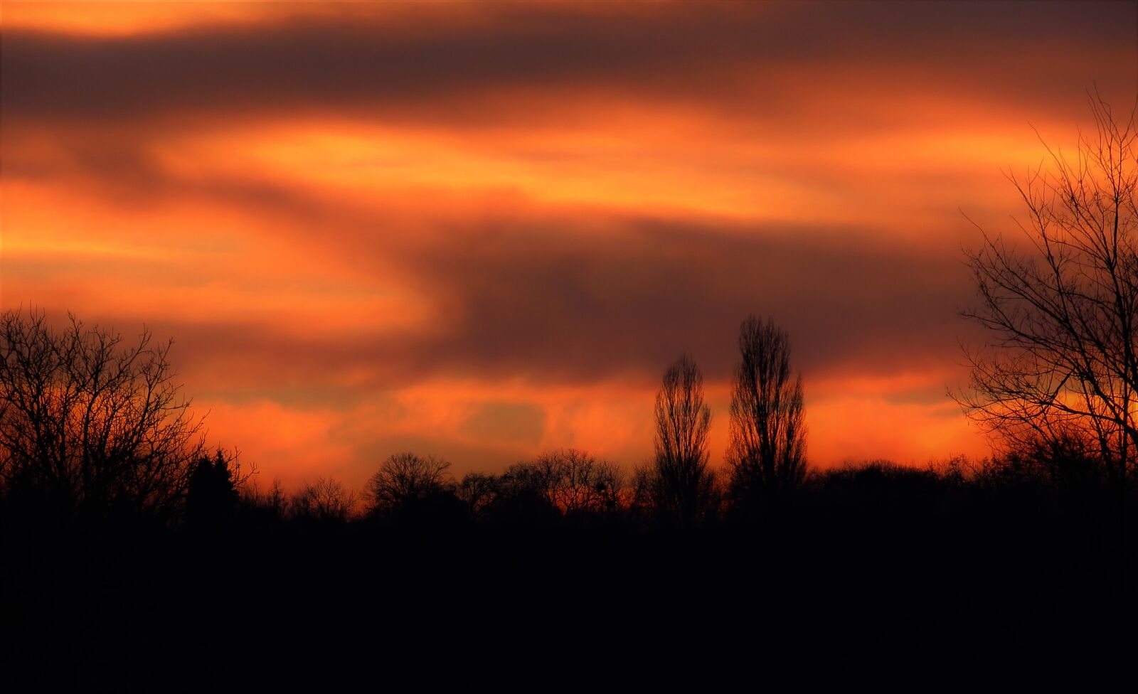 Canon PowerShot SX60 HS sample photo. Landscape, sunset, red sky photography