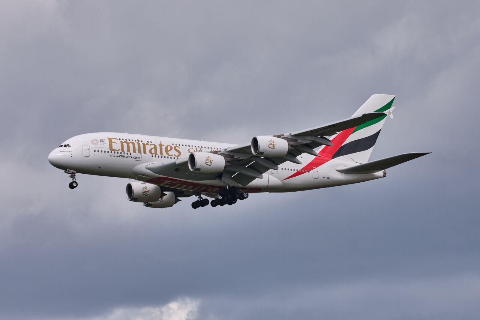 Fujifilm X-T20 sample photo. Airbus, a380, aircraft photography
