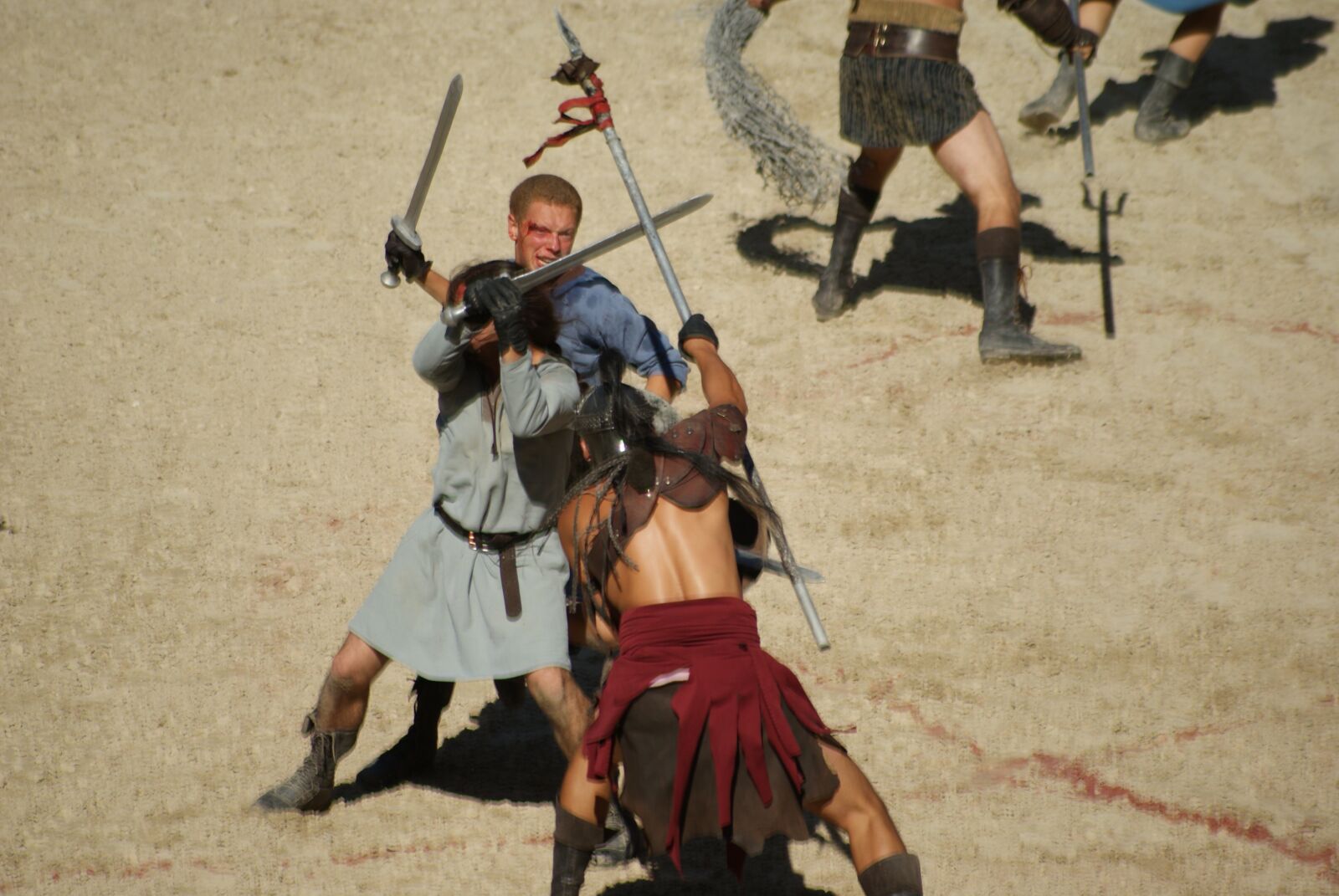 Sony Alpha DSLR-A200 sample photo. Gladiator, arena, sand photography