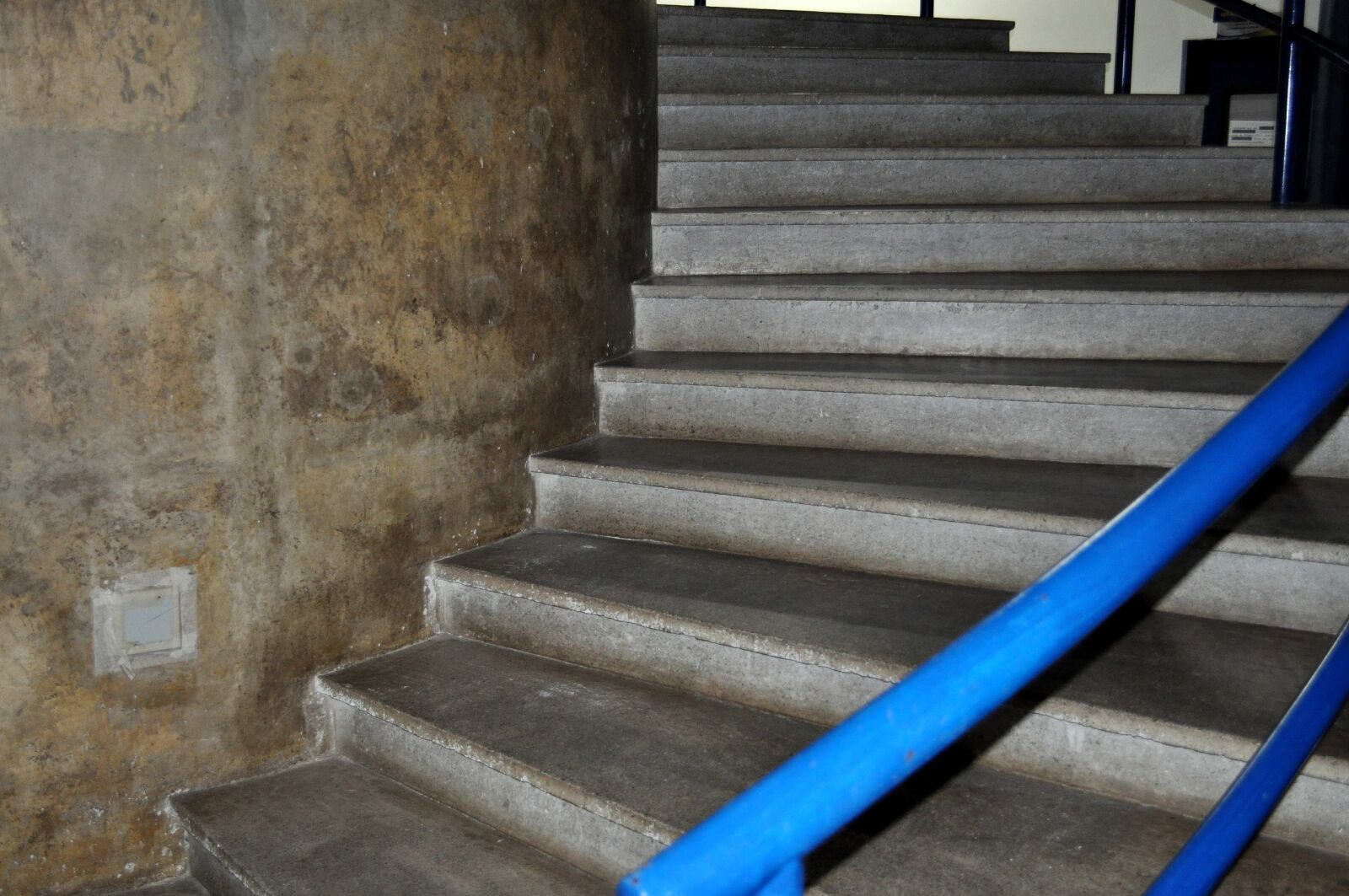 Nikon D5000 sample photo. Concrete, stairs, street, blue photography