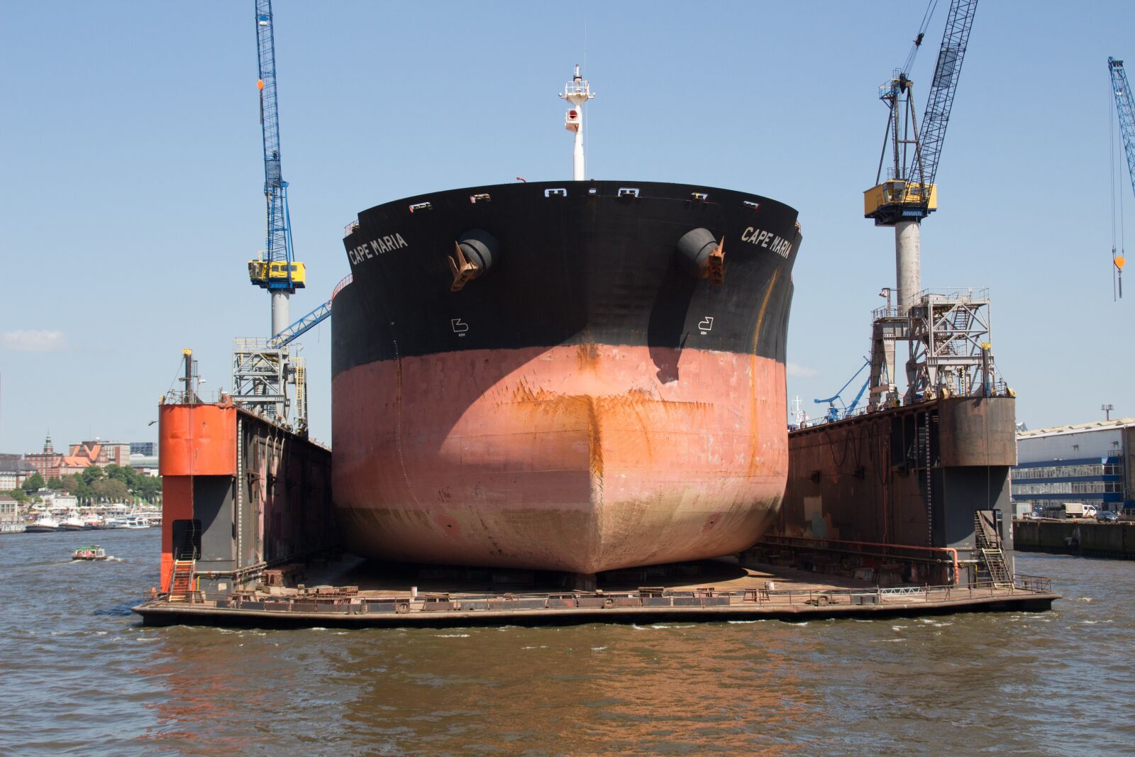 Canon EOS 700D (EOS Rebel T5i / EOS Kiss X7i) sample photo. Ship, dry dock, hamburg photography