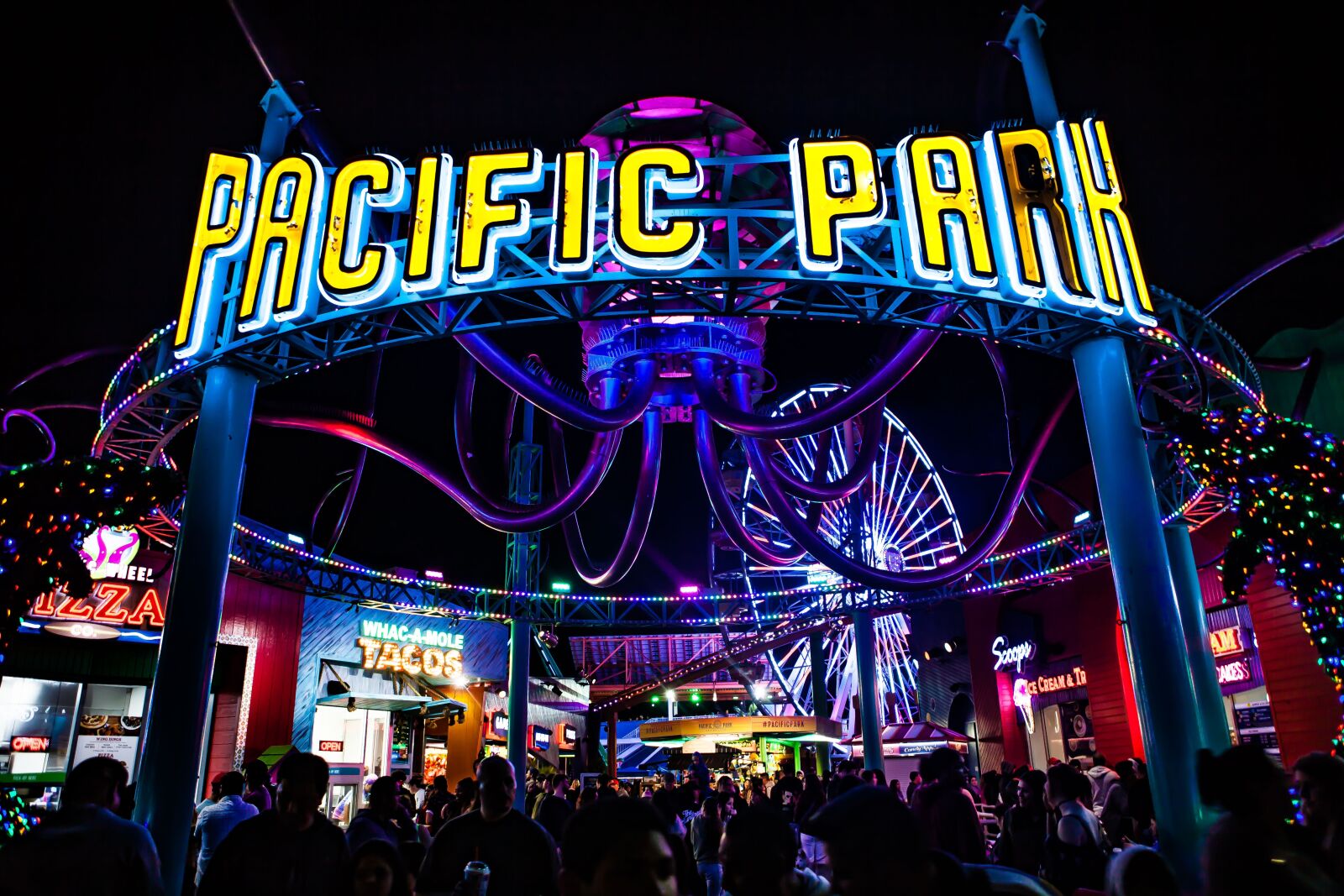 Canon EOS 5D Mark II sample photo. Amusement, park, lights photography