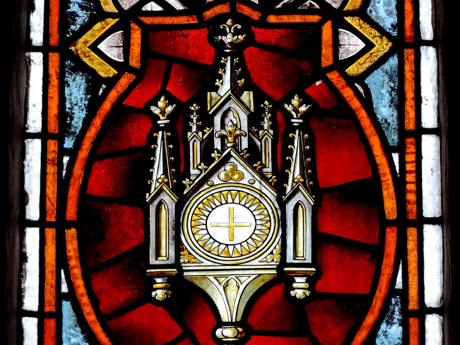 Nikon Coolpix P520 sample photo. Stained glass, religion, church photography