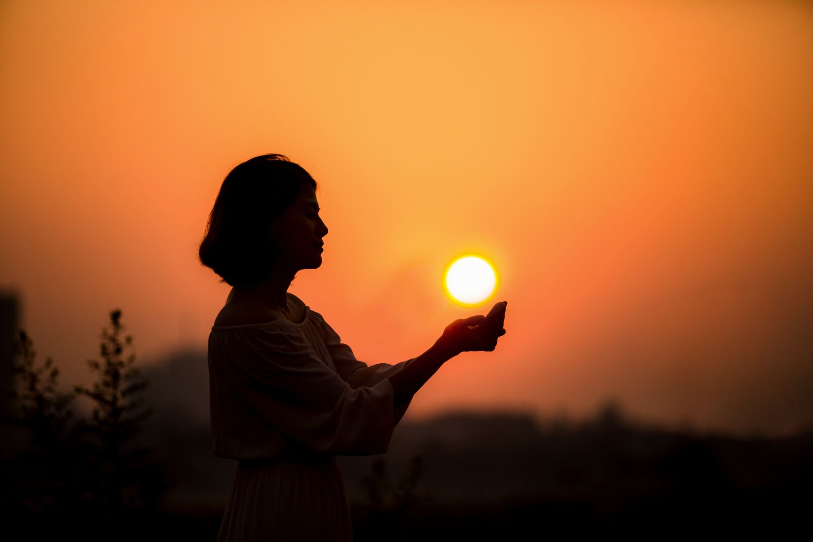 Canon EF 70-200mm F2.8L USM sample photo. Sunset, sun, girl photography