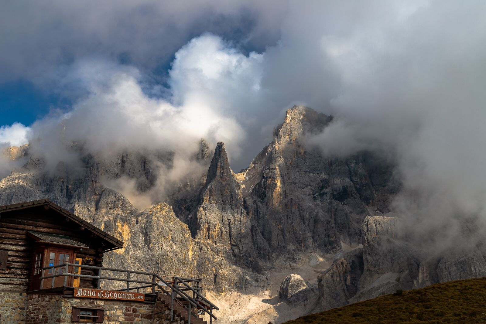 Canon EOS 6D Mark II + Canon EF 24-105mm F3.5-5.6 IS STM sample photo. Pale di san martino photography