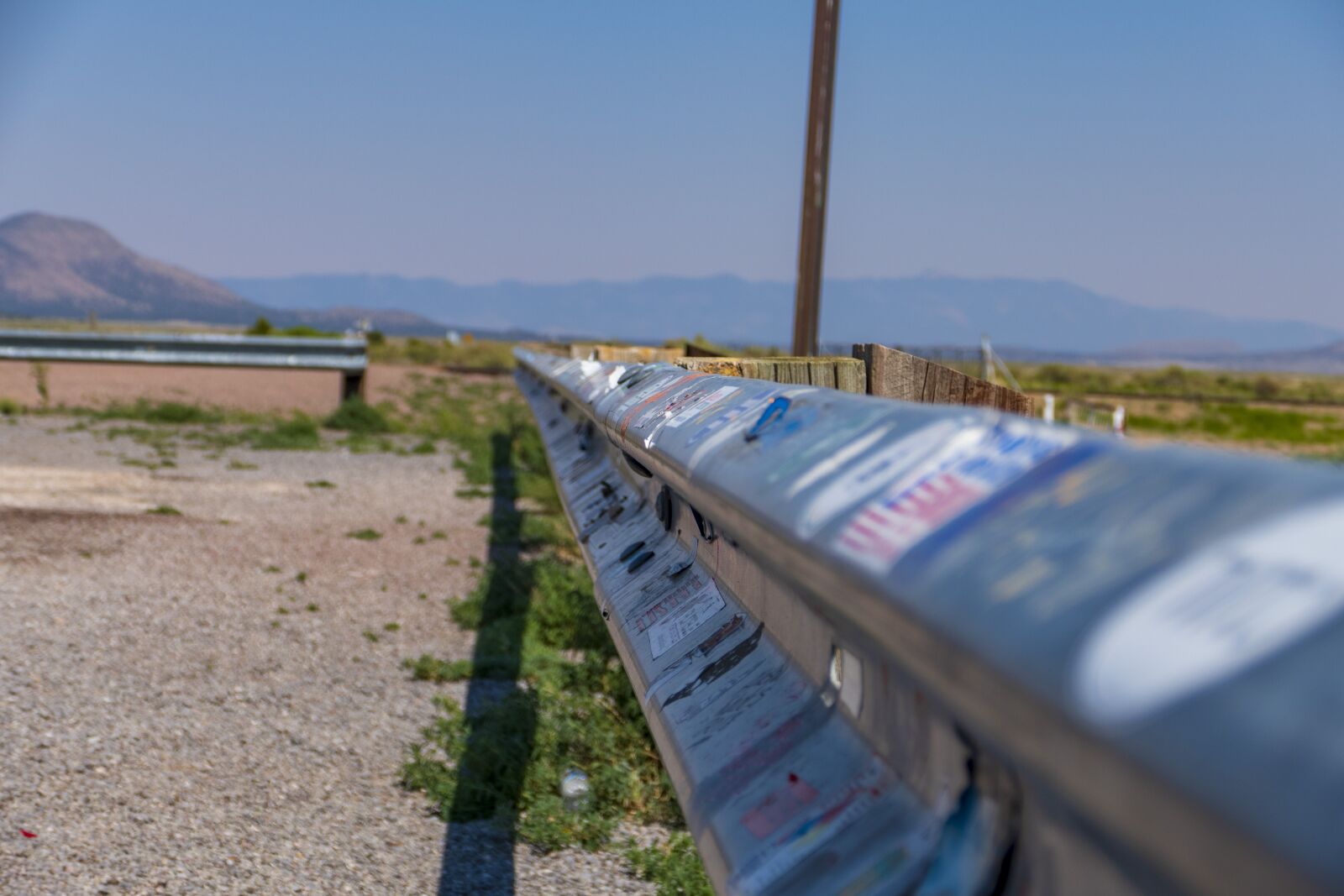 Panasonic Lumix DMC-FZ1000 sample photo. Rail, stickers, desert photography