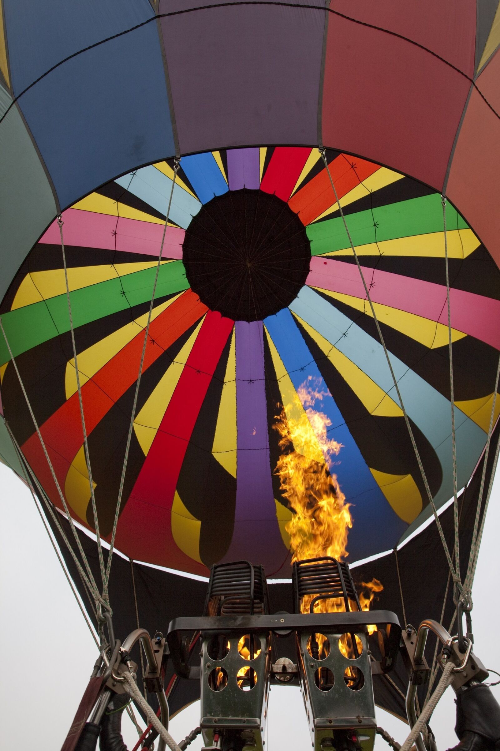 Canon EOS 5D Mark II sample photo. Hot air balloon, flame photography