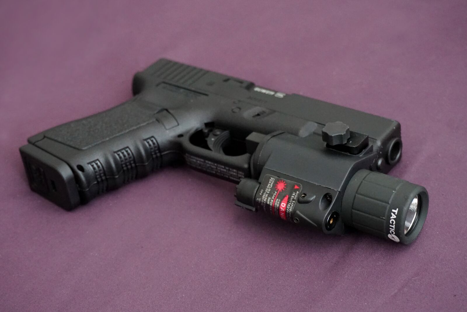 Sony a6000 sample photo. Gun, pistol, handgun photography
