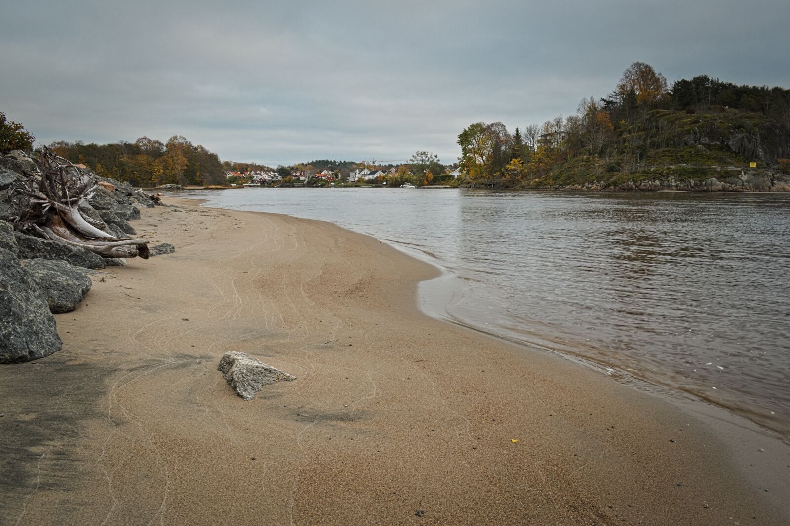 Nikon D3500 sample photo. River, beach, mountains photography