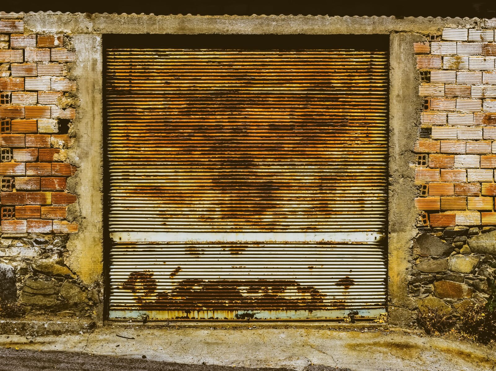 Nikon D3300 sample photo. Door, gate, metallic photography