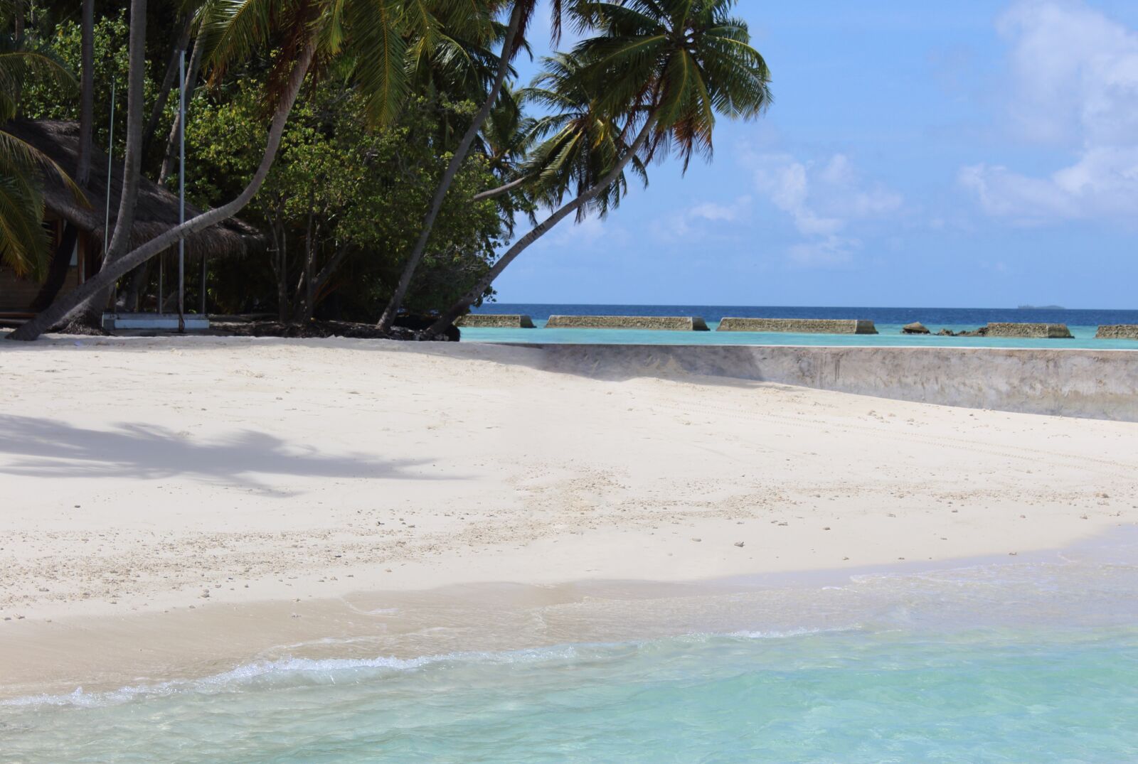 Canon EOS 1200D (EOS Rebel T5 / EOS Kiss X70 / EOS Hi) sample photo. Maldives, sea, beach photography