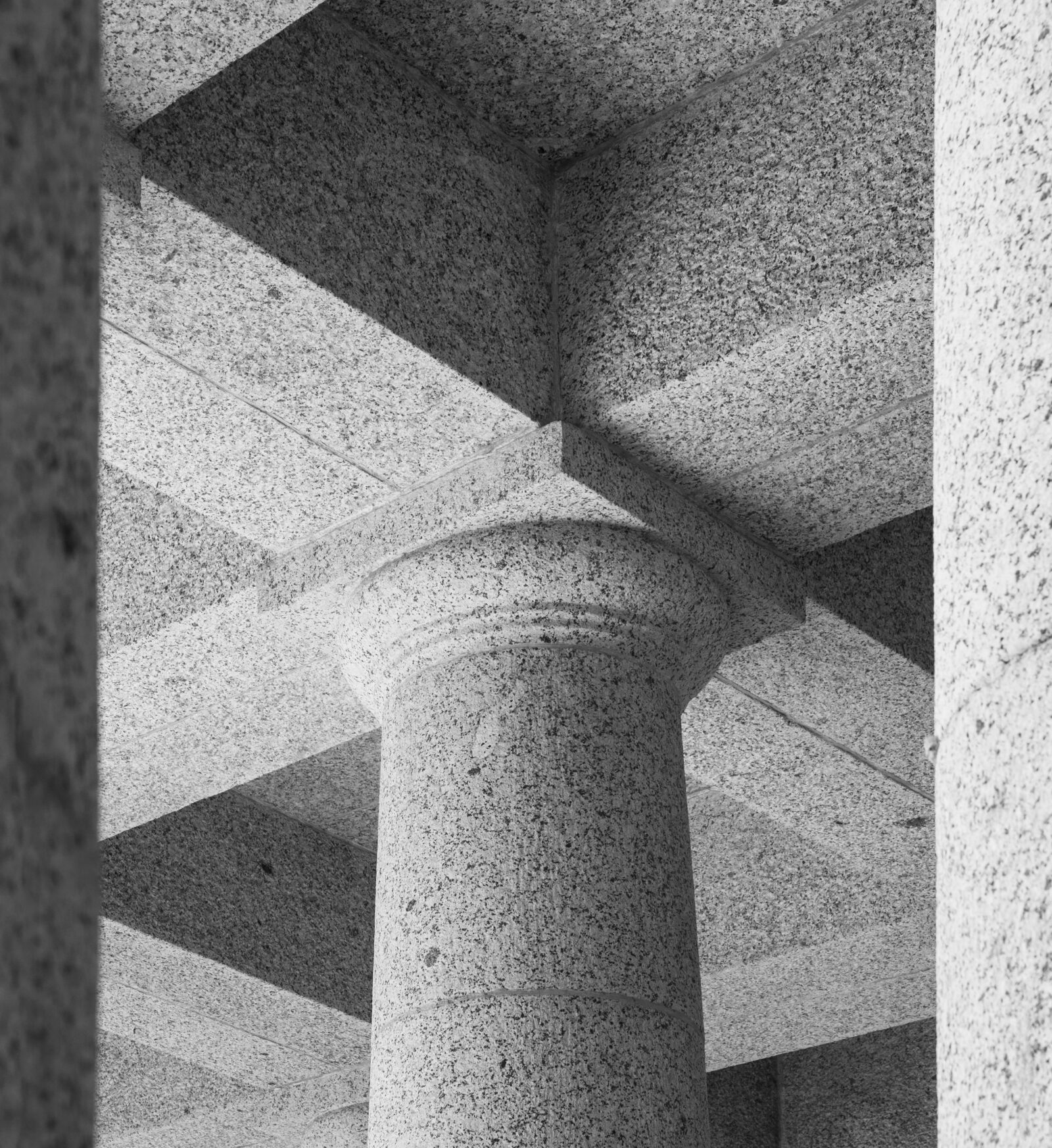 Olympus M.Zuiko Digital ED 12-100mm F4.0 IS Pro sample photo. Rhodes memorial granite column photography