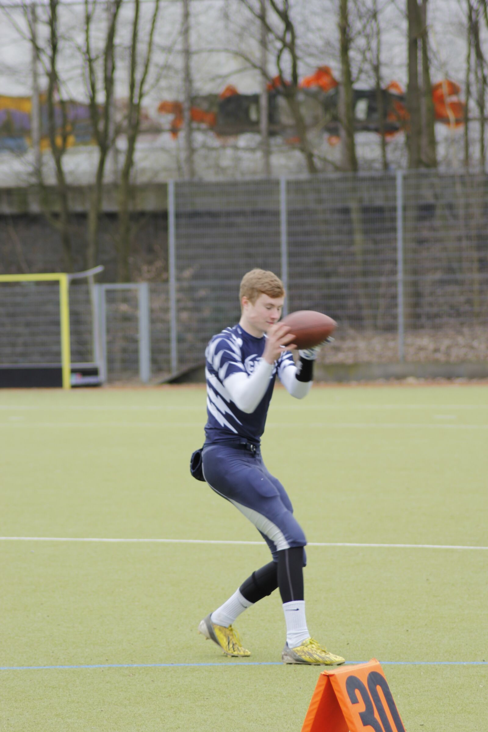 Canon EOS 60D sample photo. Football, training, cadet photography