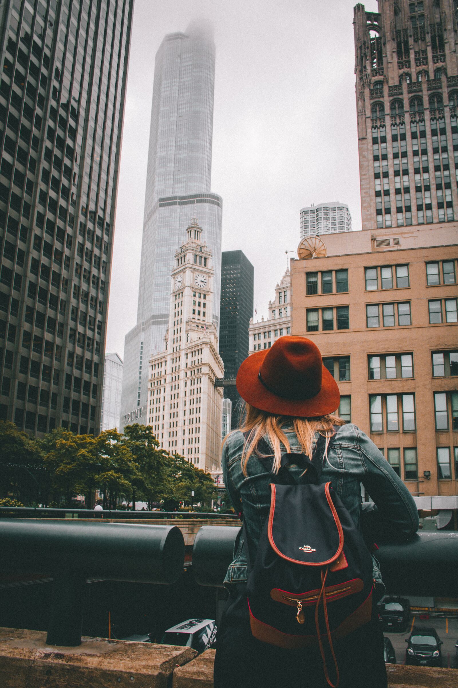 Canon EOS 750D (EOS Rebel T6i / EOS Kiss X8i) sample photo. Person, hat, girl photography