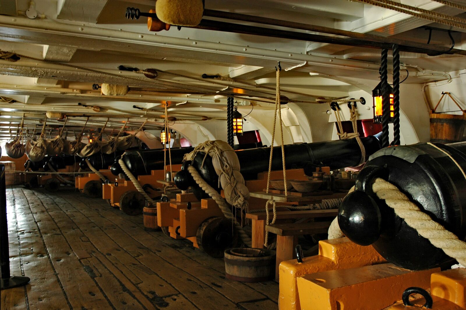 Nikon D70s sample photo. England 2014, portsmouth, historic dockyard photography