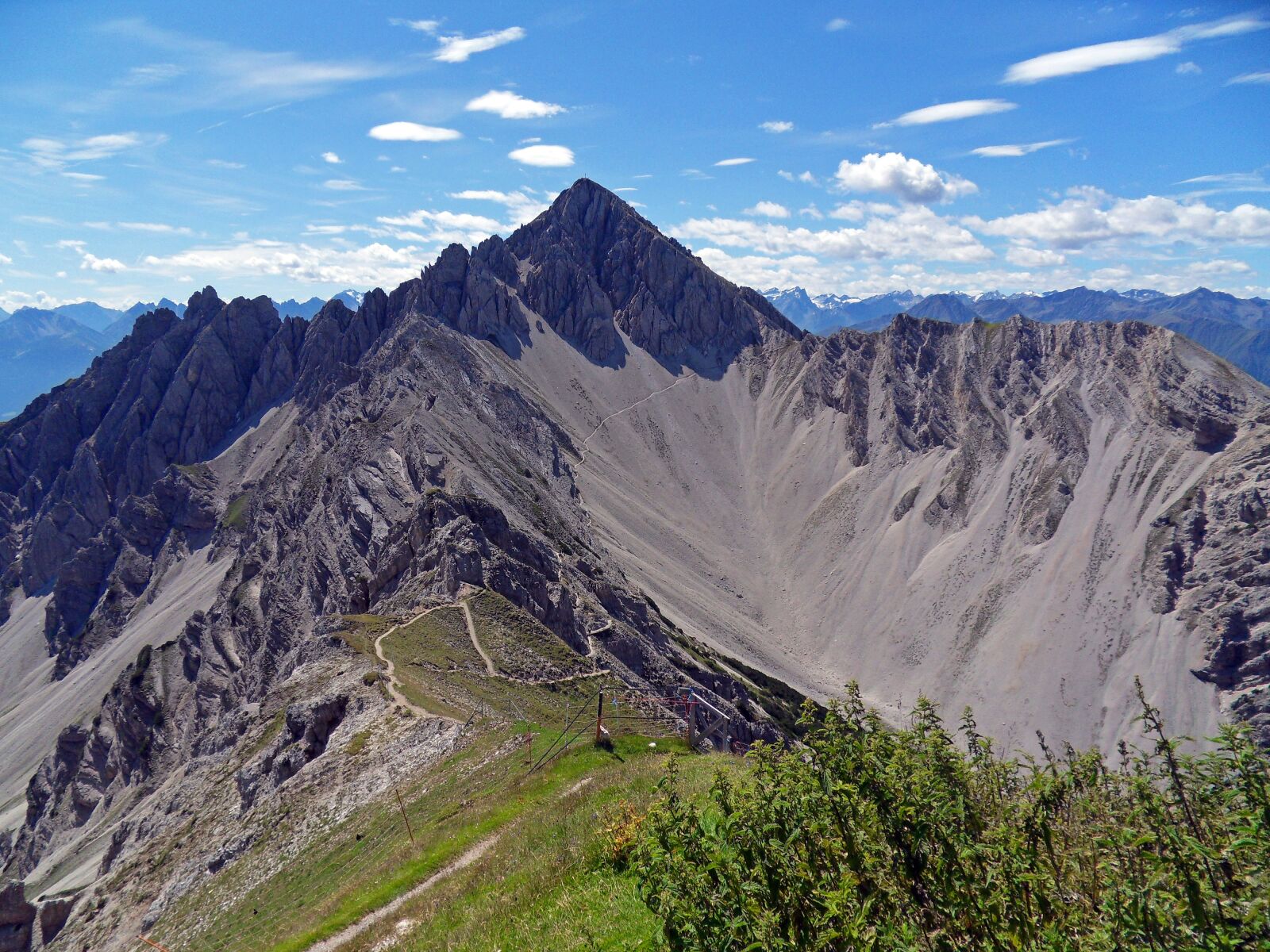 Samsung WB550, WB560 / VLUU WB550 /  HZ15W sample photo. Landscape, mountain, alps photography