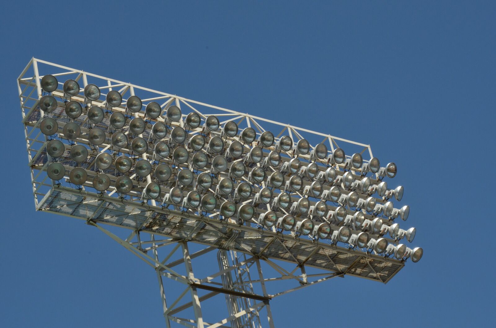 Nikon D7000 sample photo. Sports, light tower, lamps photography