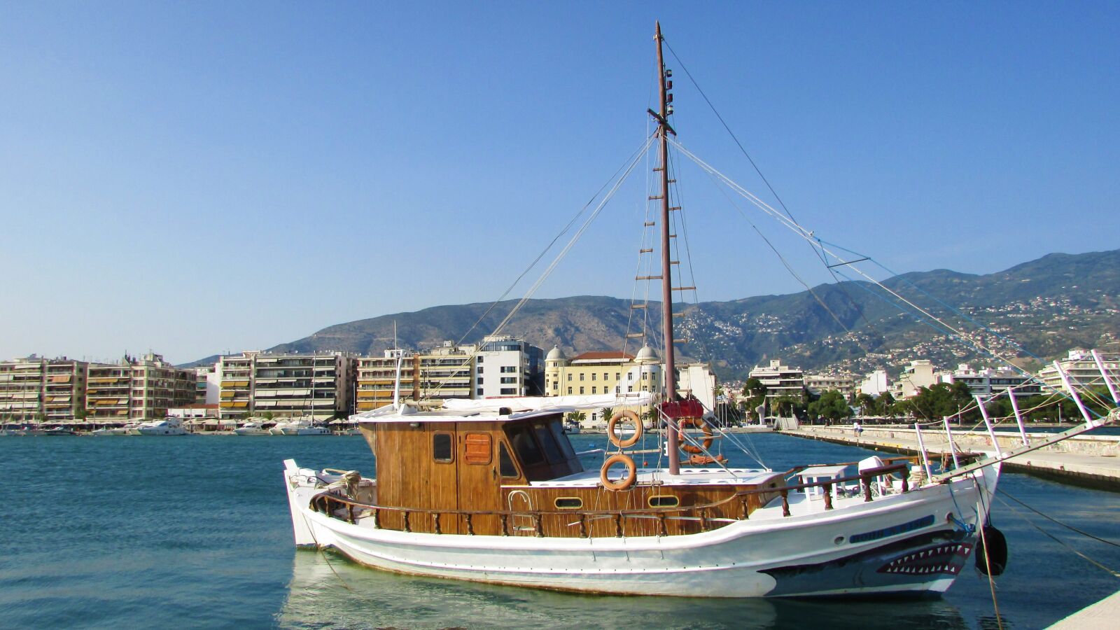 Canon PowerShot SX400 IS sample photo. Greece, volos, promenade photography
