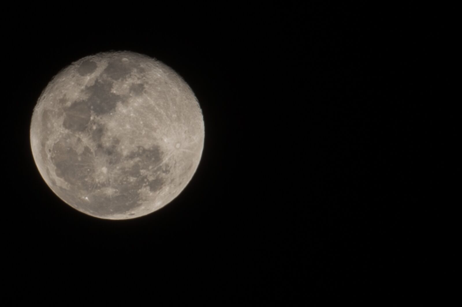 Nikon D4 sample photo. Moon, night, astrology photography