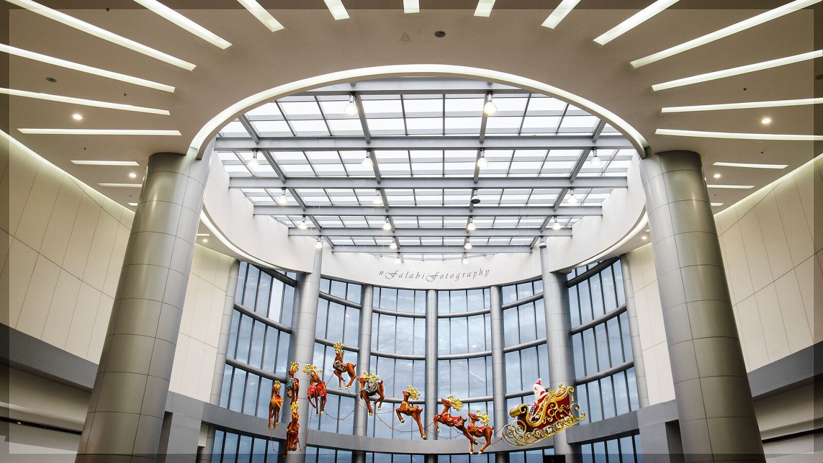 Nikon D5100 sample photo. Architecture, christmas, mall photography