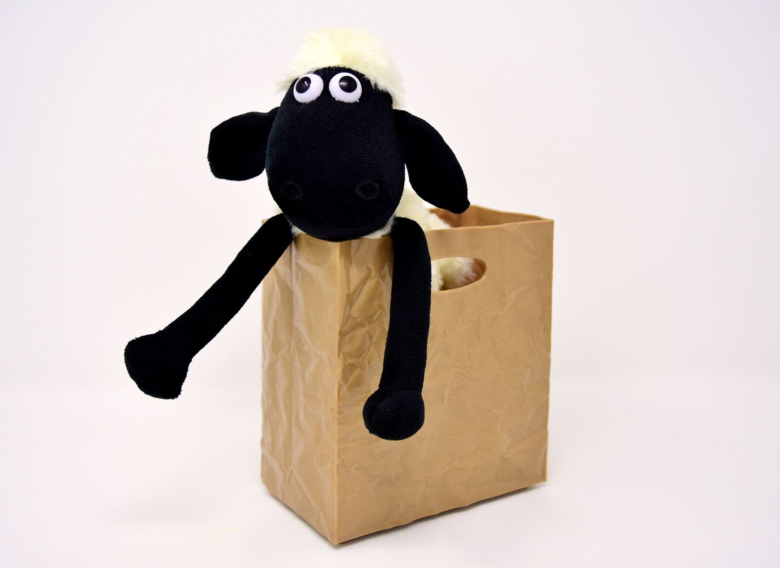 Nikon D7200 sample photo. Sheep, stuffed animal, teddy photography