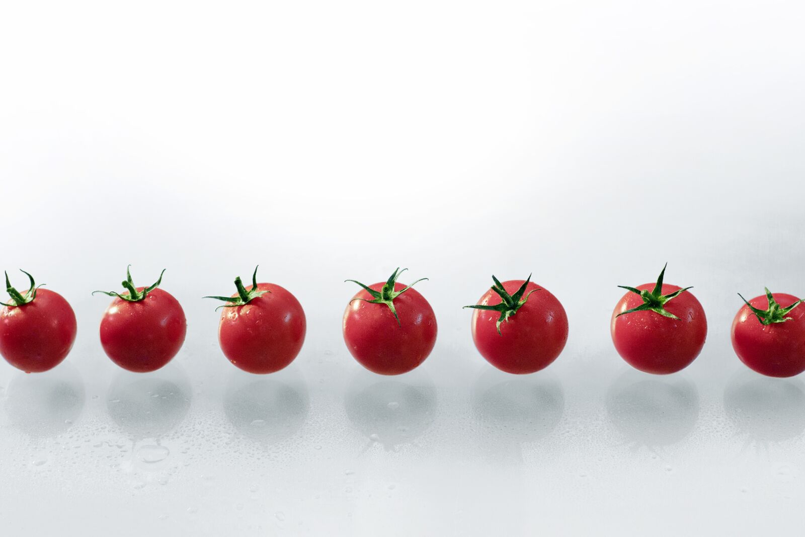 Nikon D300 sample photo. Tomatoes, red, food photography