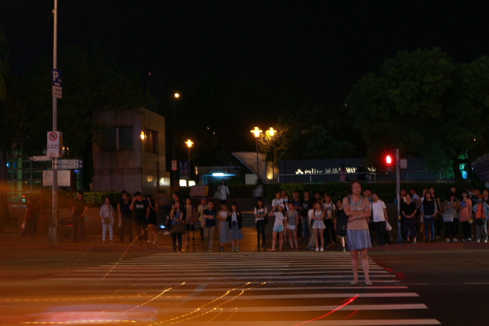 Canon EOS M sample photo