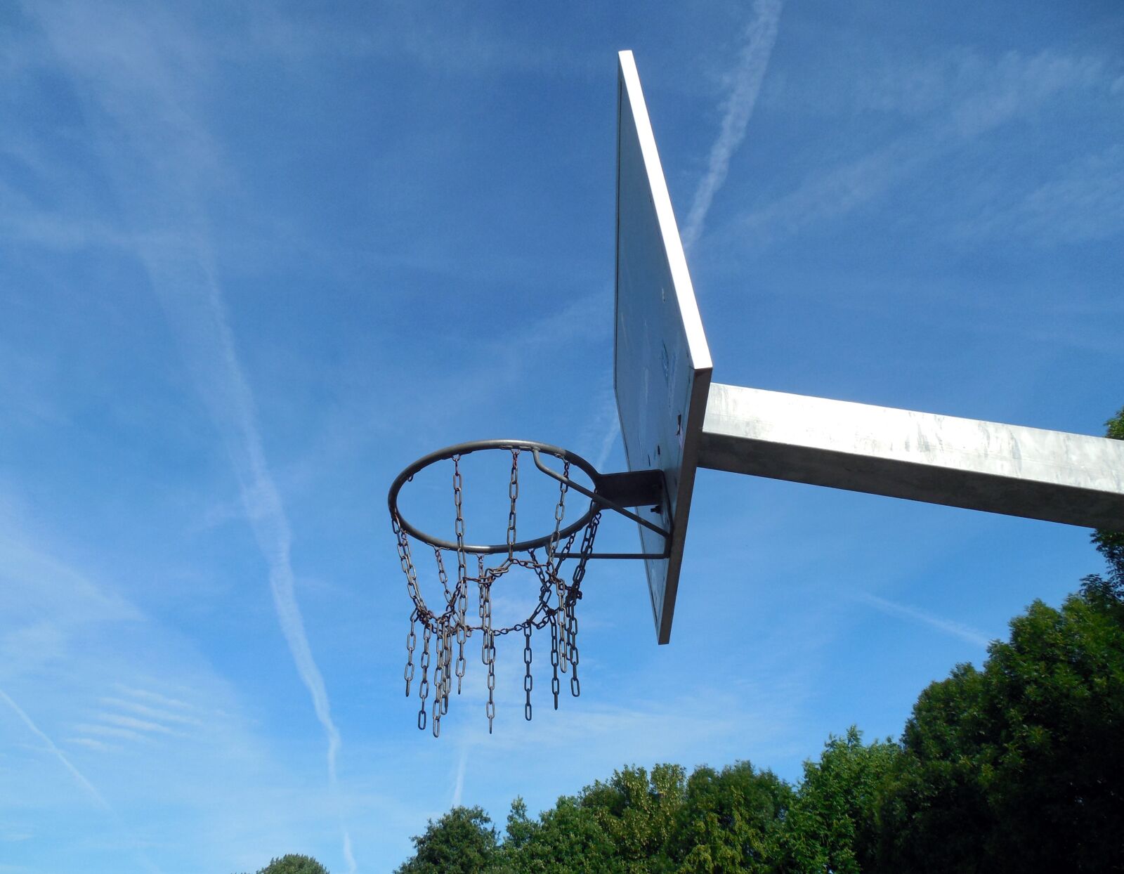 Nikon COOLPIX L620 sample photo. Basketball, basket, sport photography