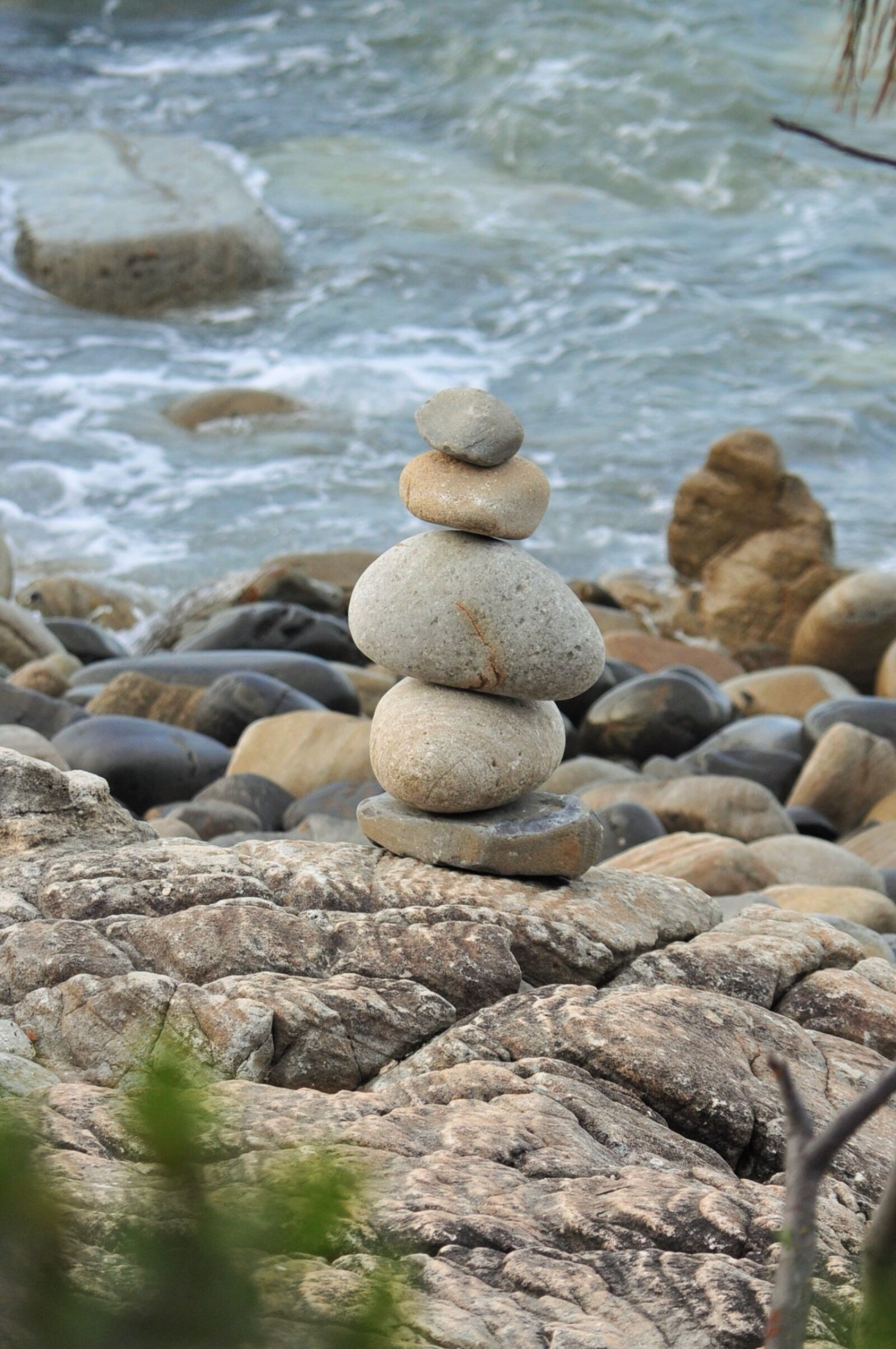 Nikon D90 sample photo. Stone balancing, beach, australia photography