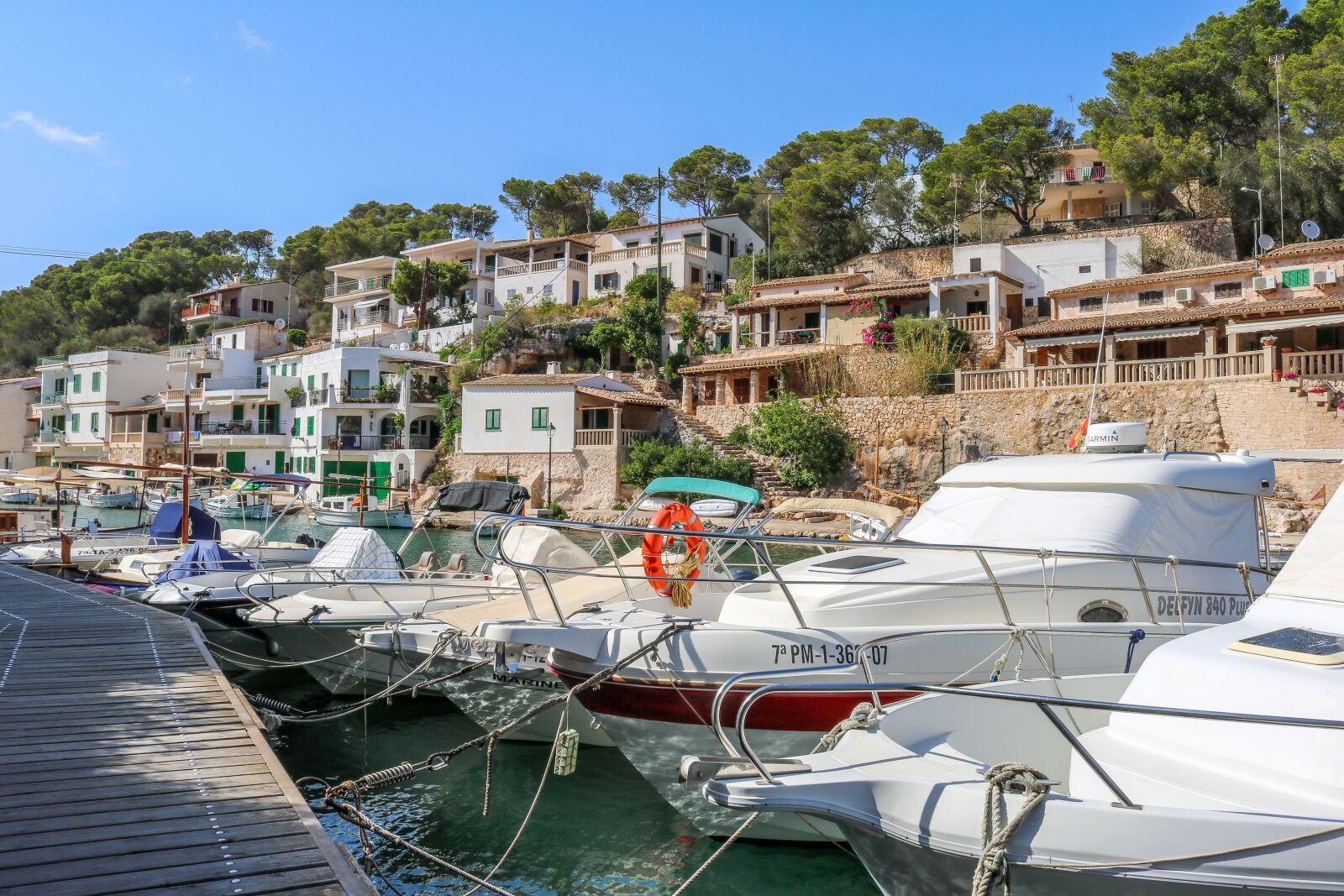 Canon EOS 750D (EOS Rebel T6i / EOS Kiss X8i) sample photo. Cala figuera, mallorca, bay photography